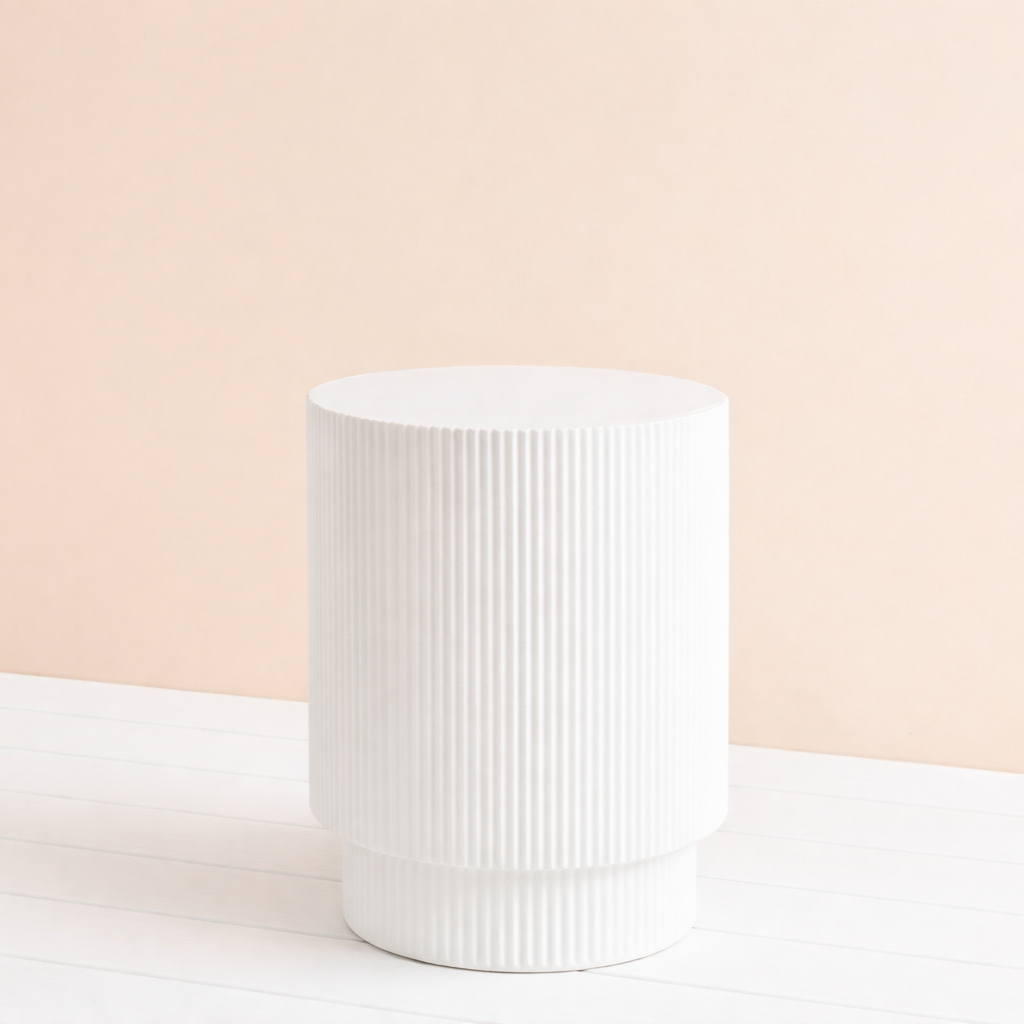 WHITE RIBBED SIDE TABLE