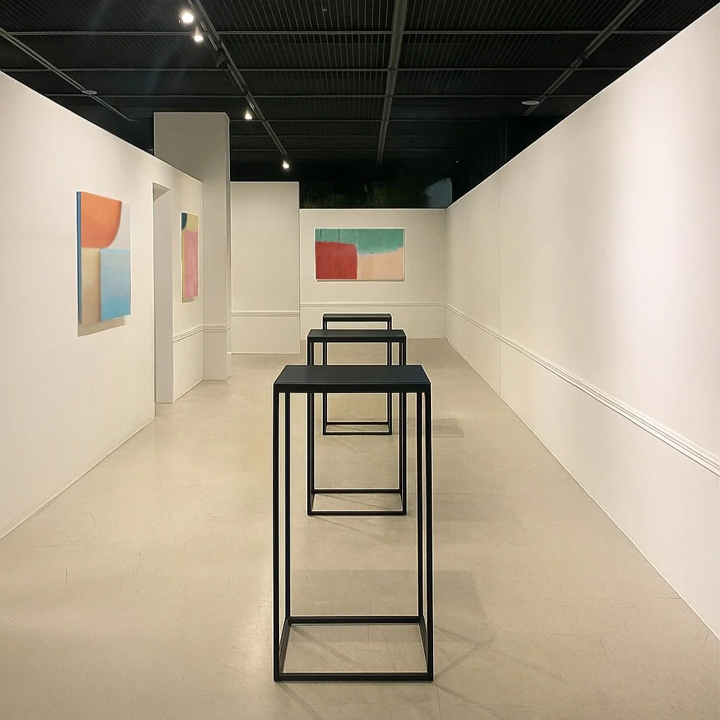 BLACK METAL HIGH TABLE