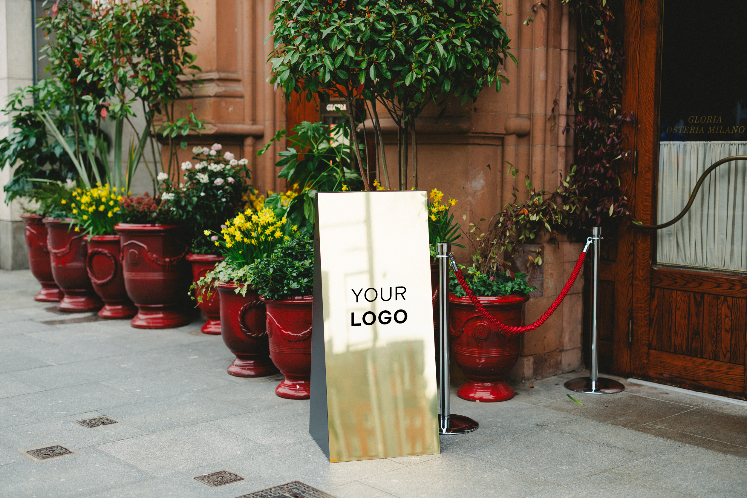 Gold wedge sign 7.png