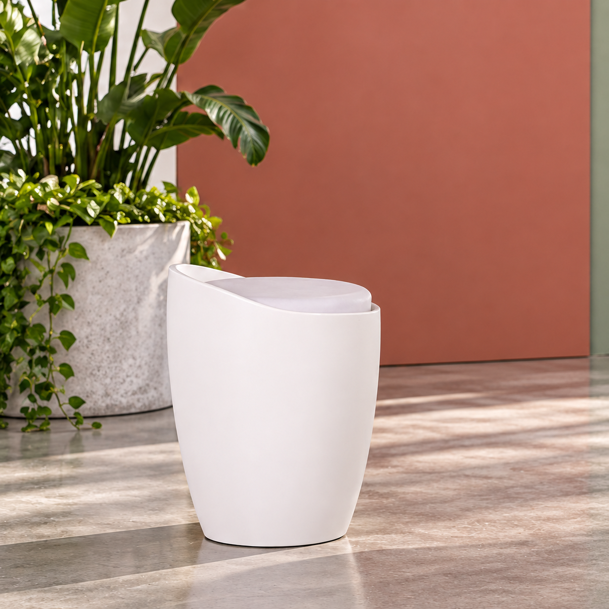 RUBY STOOL