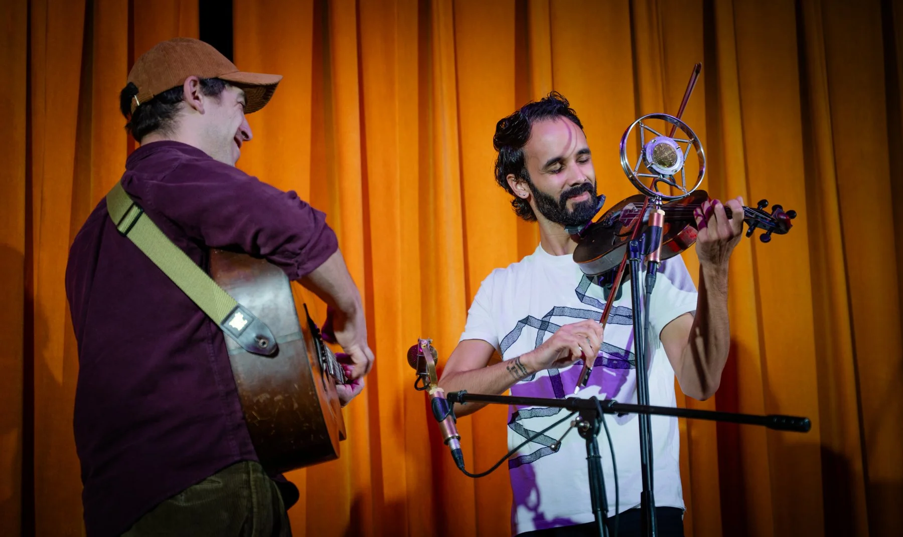 Jake Blount (right) featuring Ethan Hawkins. Photo by Jessica Waffles.