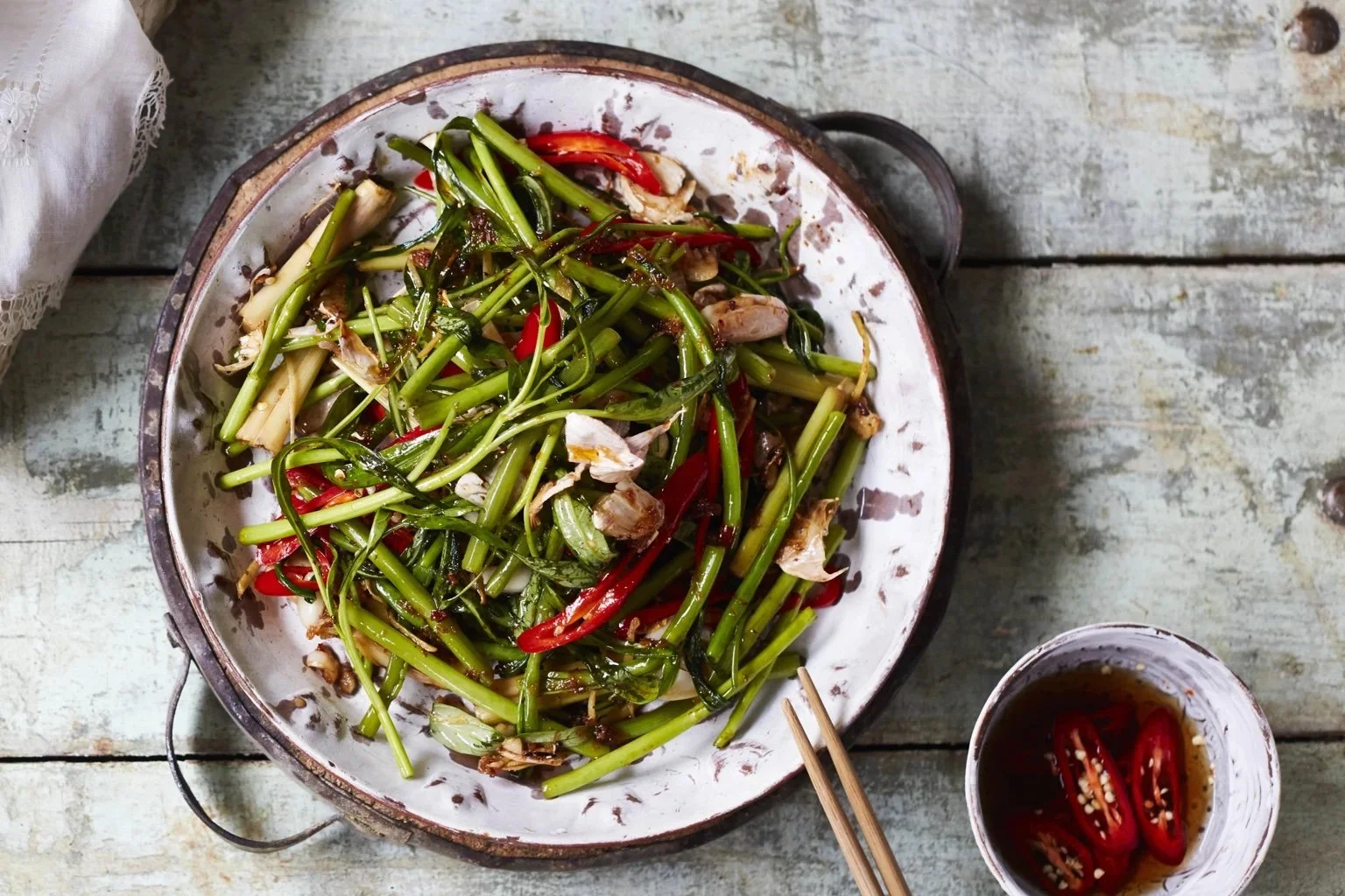 Morning glory stir-fry – rau muống xào tỏi