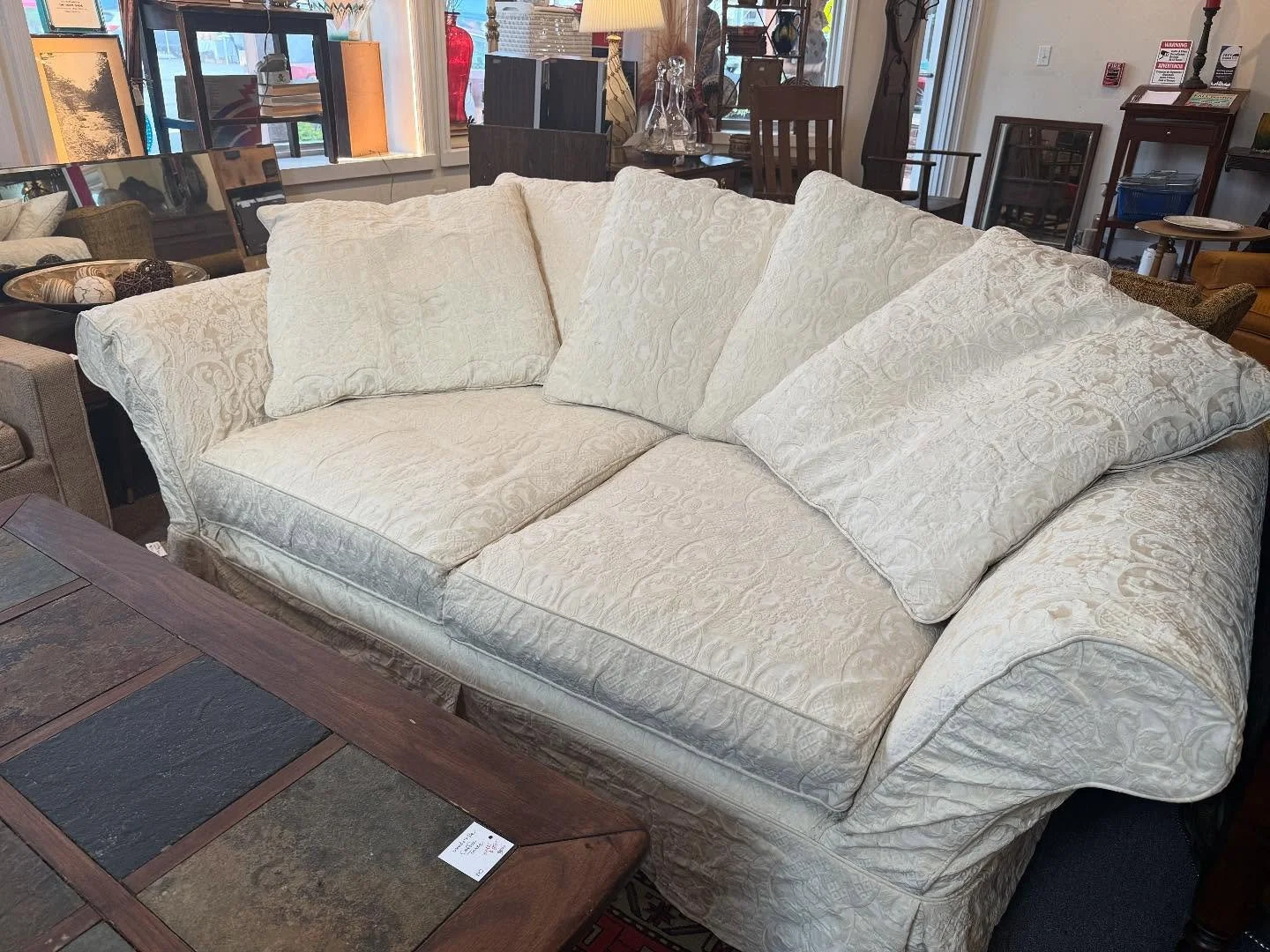 Get your cabin ready for cozy and dreamy nights! 🌖 ☁️ 🐑 💤