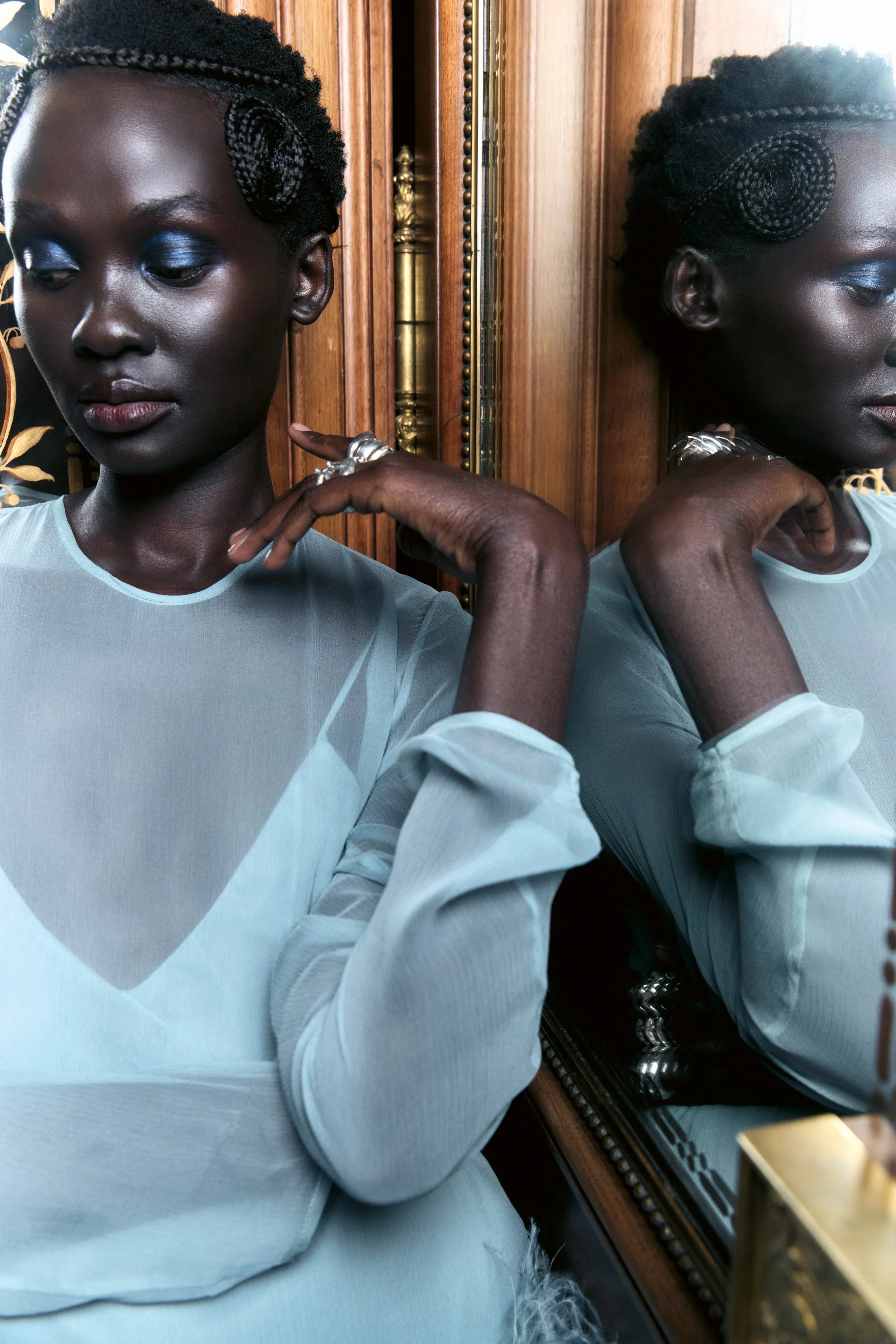 OK_20260407_VogueGermany_EveningDresses5313_final.jpg
