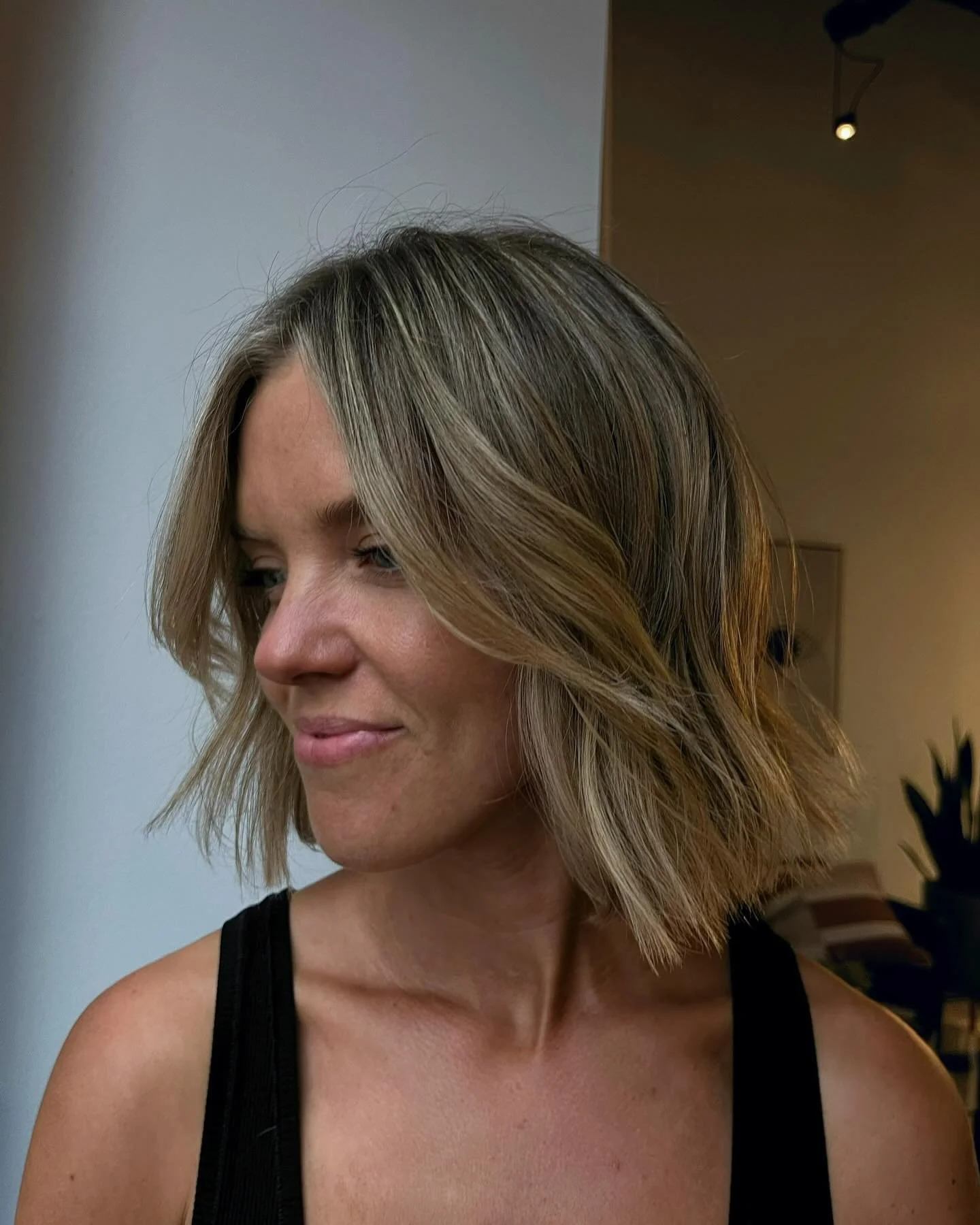 Swipe for the before &gt;&gt;

Loving this color and cut by @hairbycourtneyhays