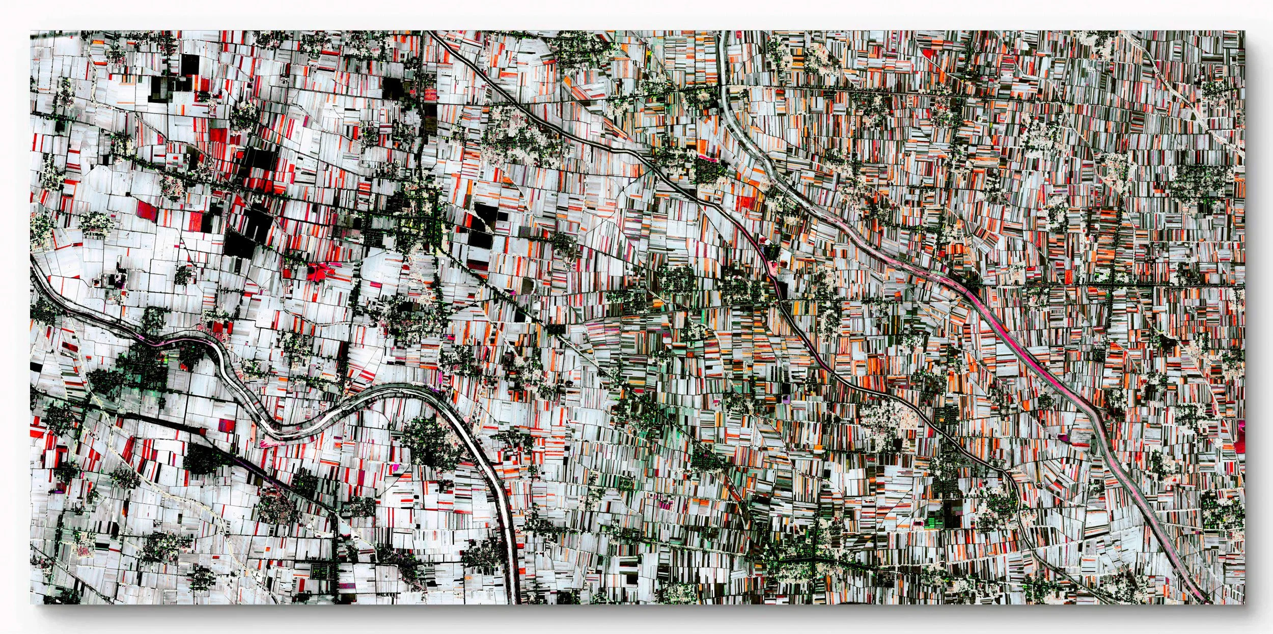 High-resolution satellite view of agricultural fields in Bozhou, Anhui Province, China, showing a dense patchwork of narrow plots in white, grey, and red tones with roads and irrigation lines forming a complex geometric pattern.