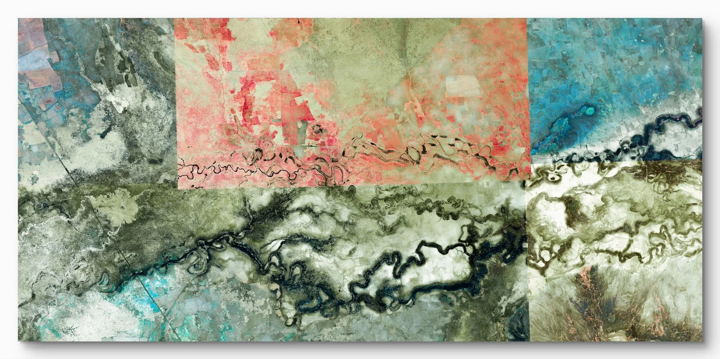 QARDUD - North Kordofan, Sudan. 

Ultradistancia Selected  Series - Archival Pigment Print Photography - Edition of 5 