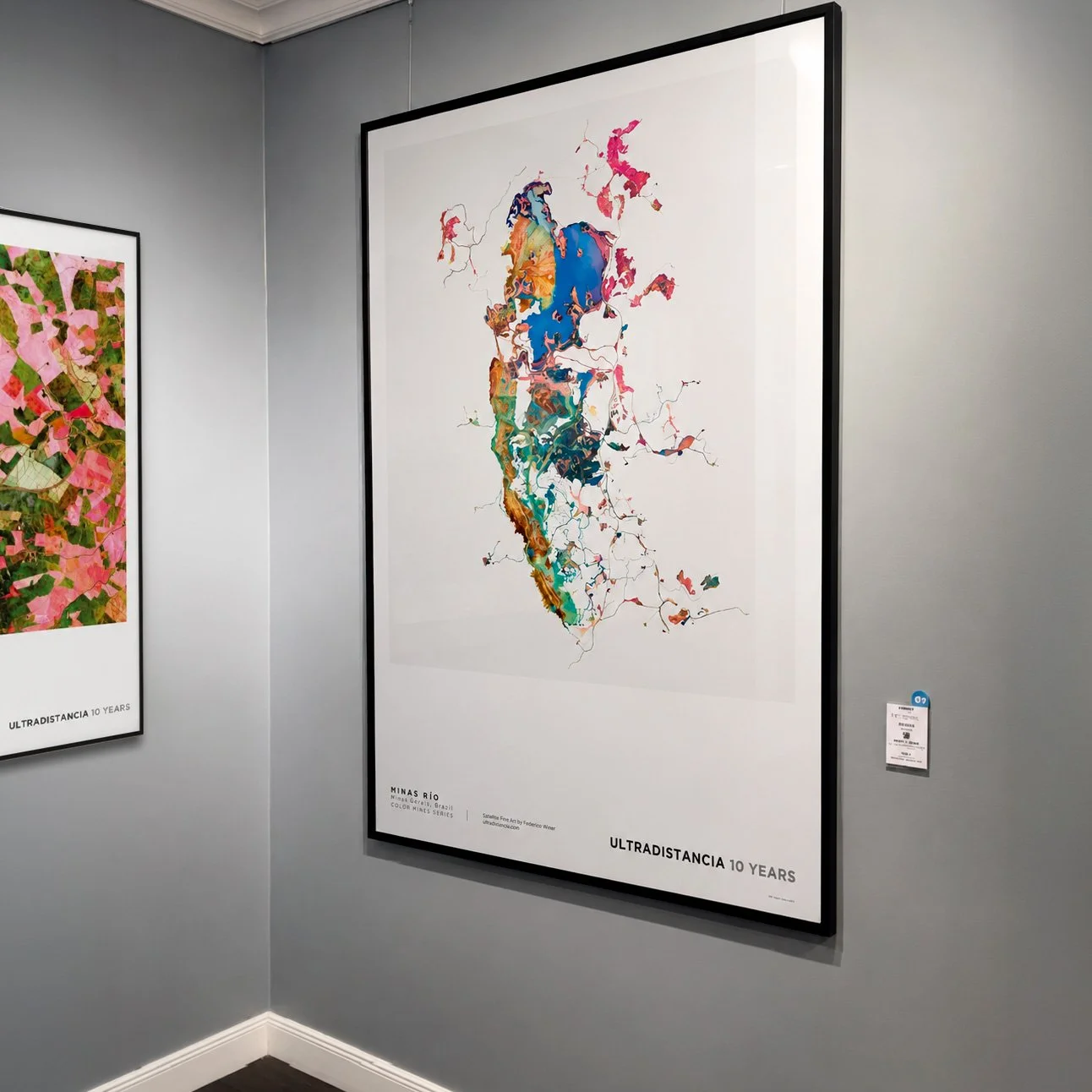 Poster of Ultradistancia Minas Rio Installed in gallery wall