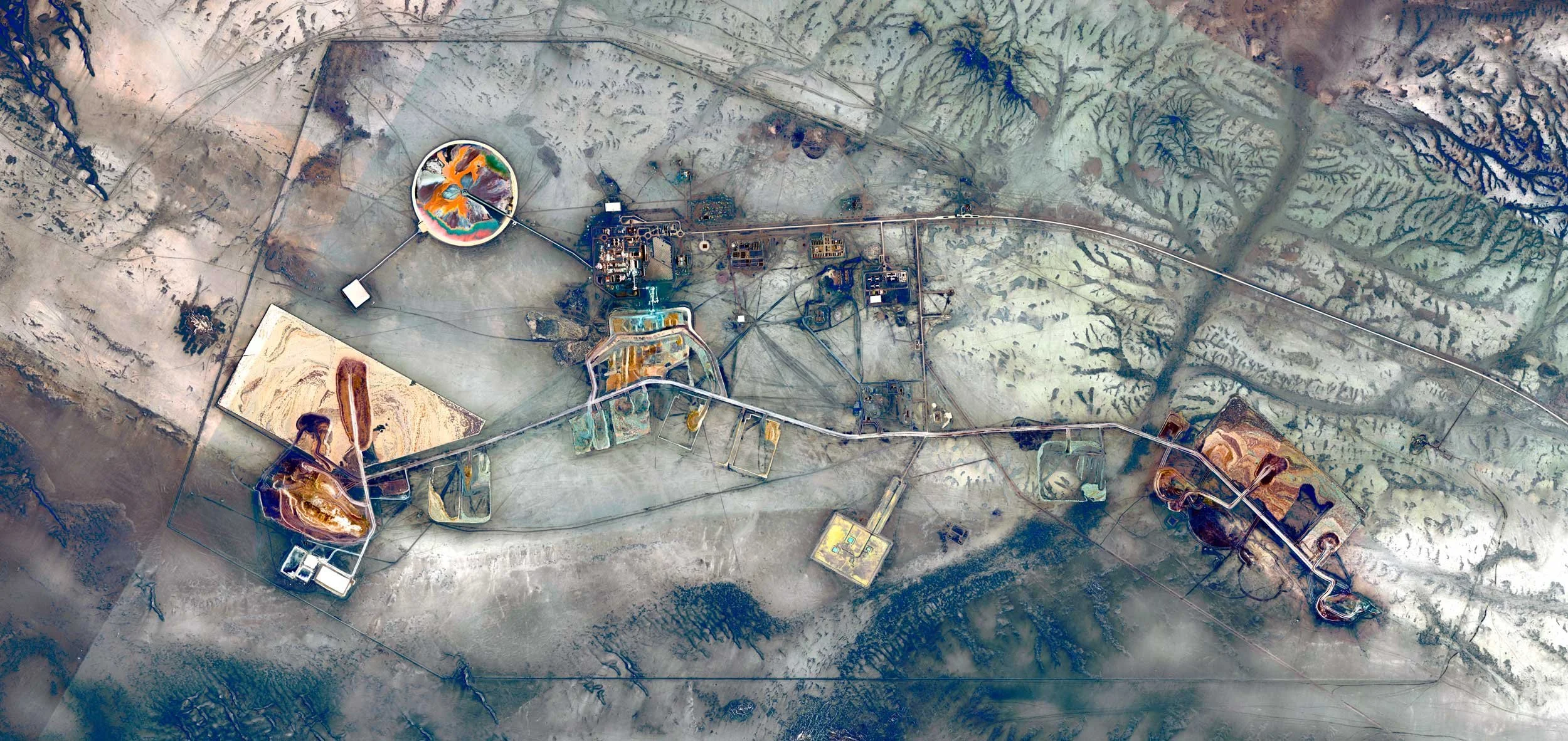 Ultradistancia Satellite artwork of Mansourrah and Massarah Gold Project Ma'aden Arabia Saudita