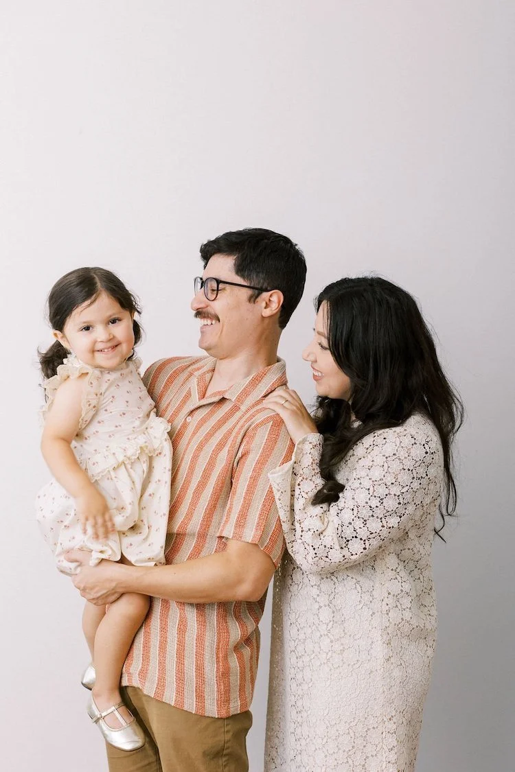 family-studio-portraits-new-braunfels.jpg