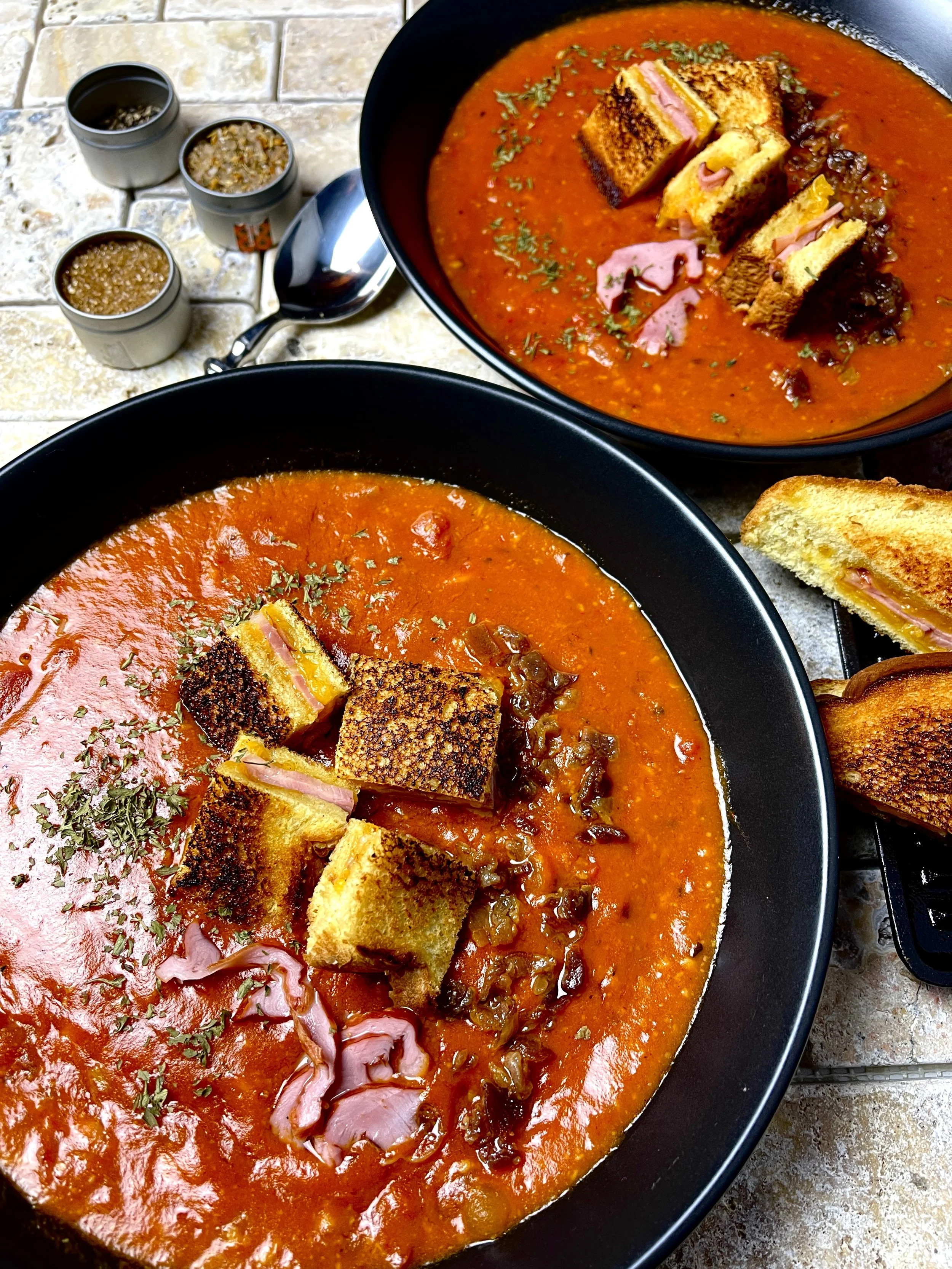 TOMATO BISQUE WITH SMOKED COTTAGE HAM GRILLED CHEESE CROUTONS
