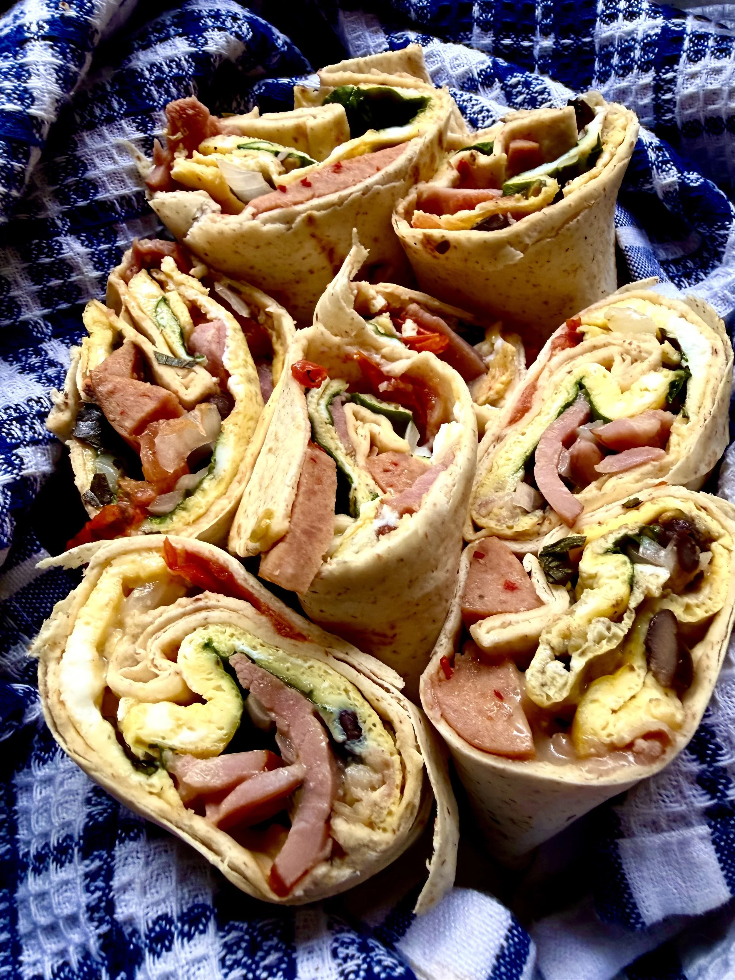 SAVORY SAUSAGE BREAKFAST WRAPS