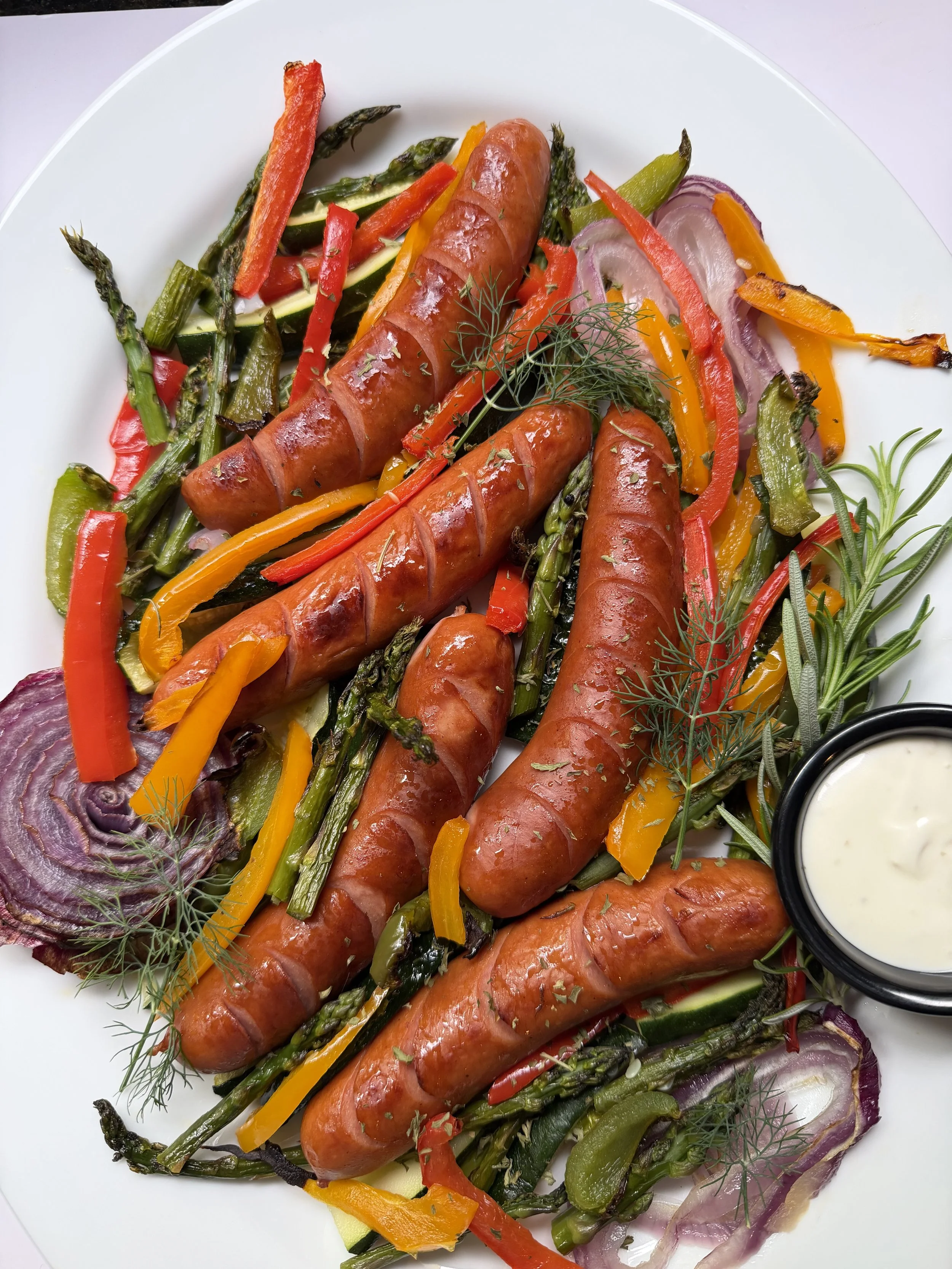 GRILLED SAUSAGES AND VEGETABLES WITH MAGIC DILL SAUCE