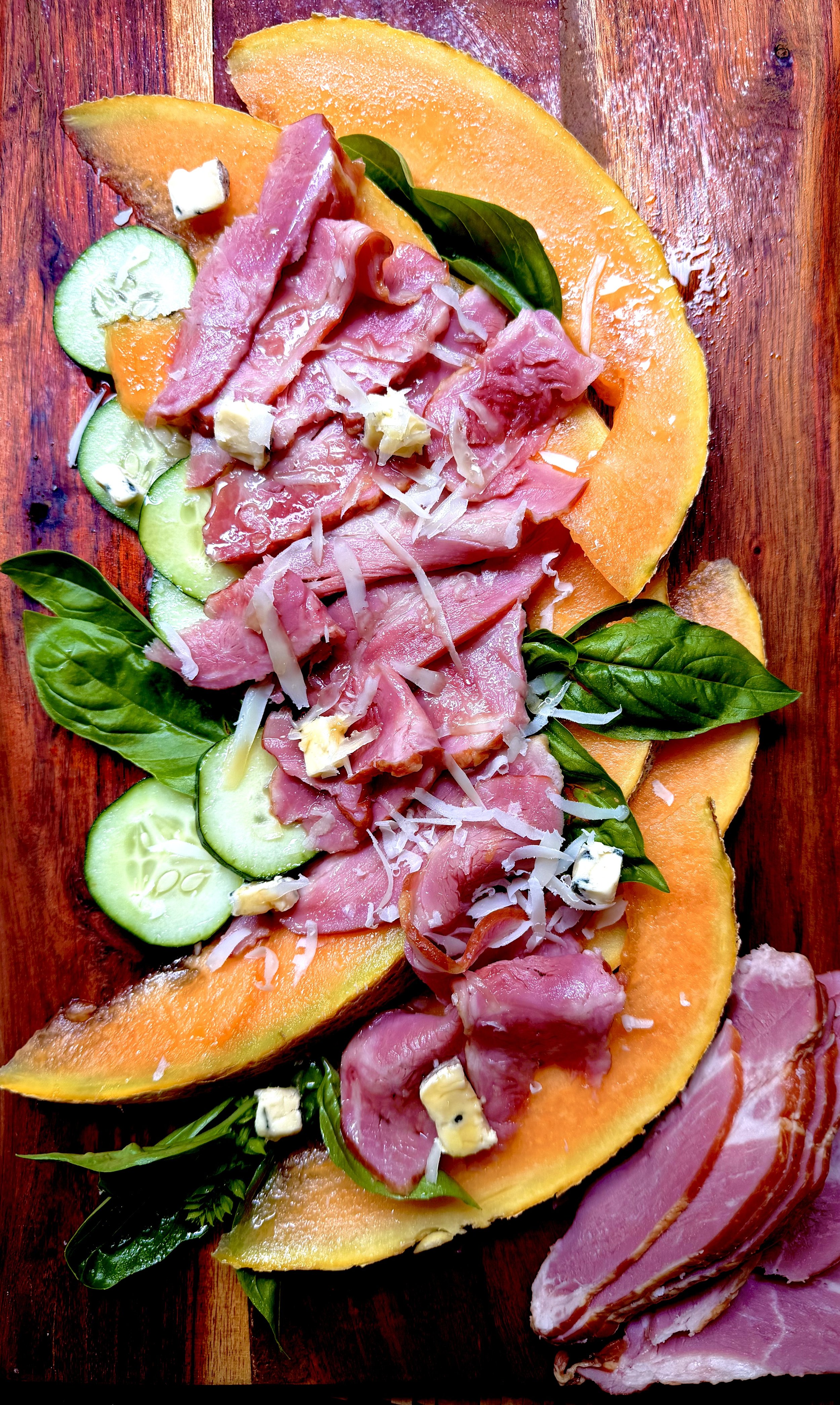 SUMMER BREEZE COTTAGE HAM PLATTER
