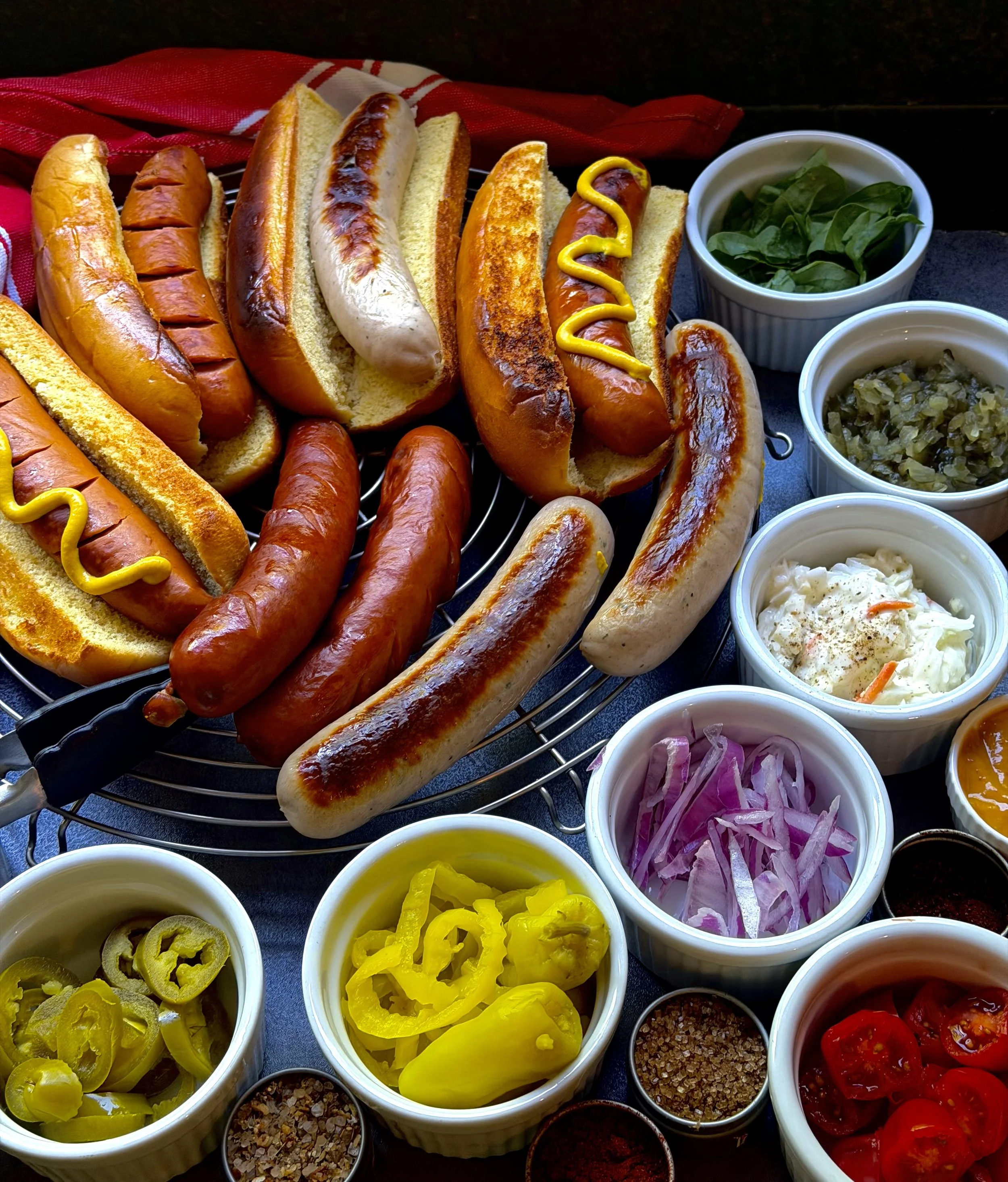 SUMMER’S SAUSAGE FIXNGS BAR WITH COLE SLAW RECIPE