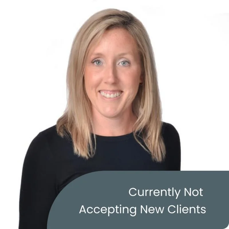 headshot of Sarah Wood, therapist at Counselling & Co.