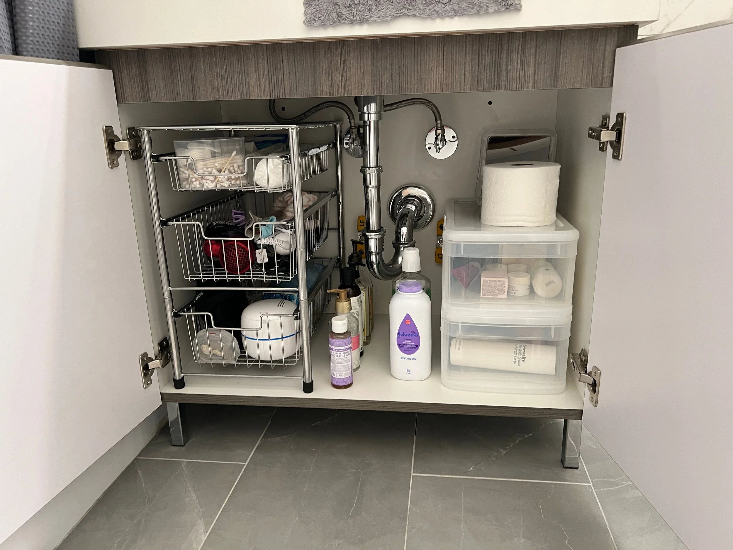 Undersink storage solution for beauty products