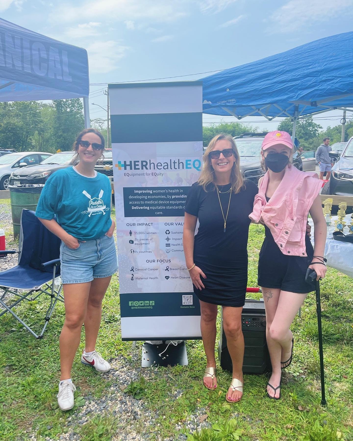 got to attend the second annual paddle board race for @HERhealthEQ! excited to hear the final numbers for how many cervical cancer screenings can be performed from today&rsquo;s fundraiser!