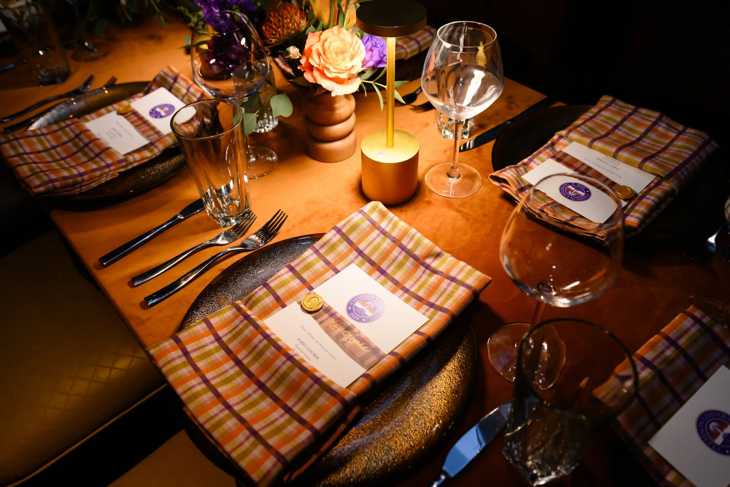 Dinner plate setting for Quattlebaum dinner
