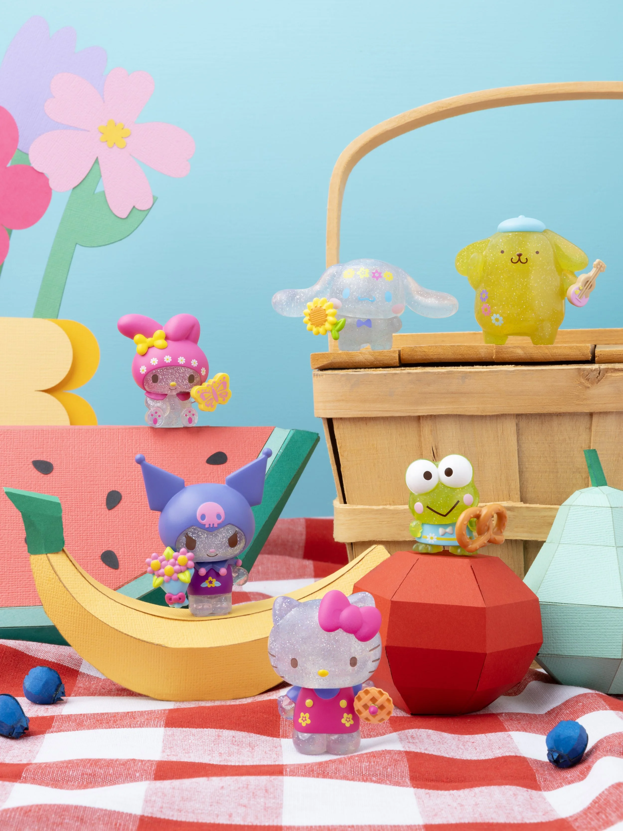 Tongal_Jazwares_HelloKitty_2InchFigure6Pack_Photo_3x4_FINAL.jpg