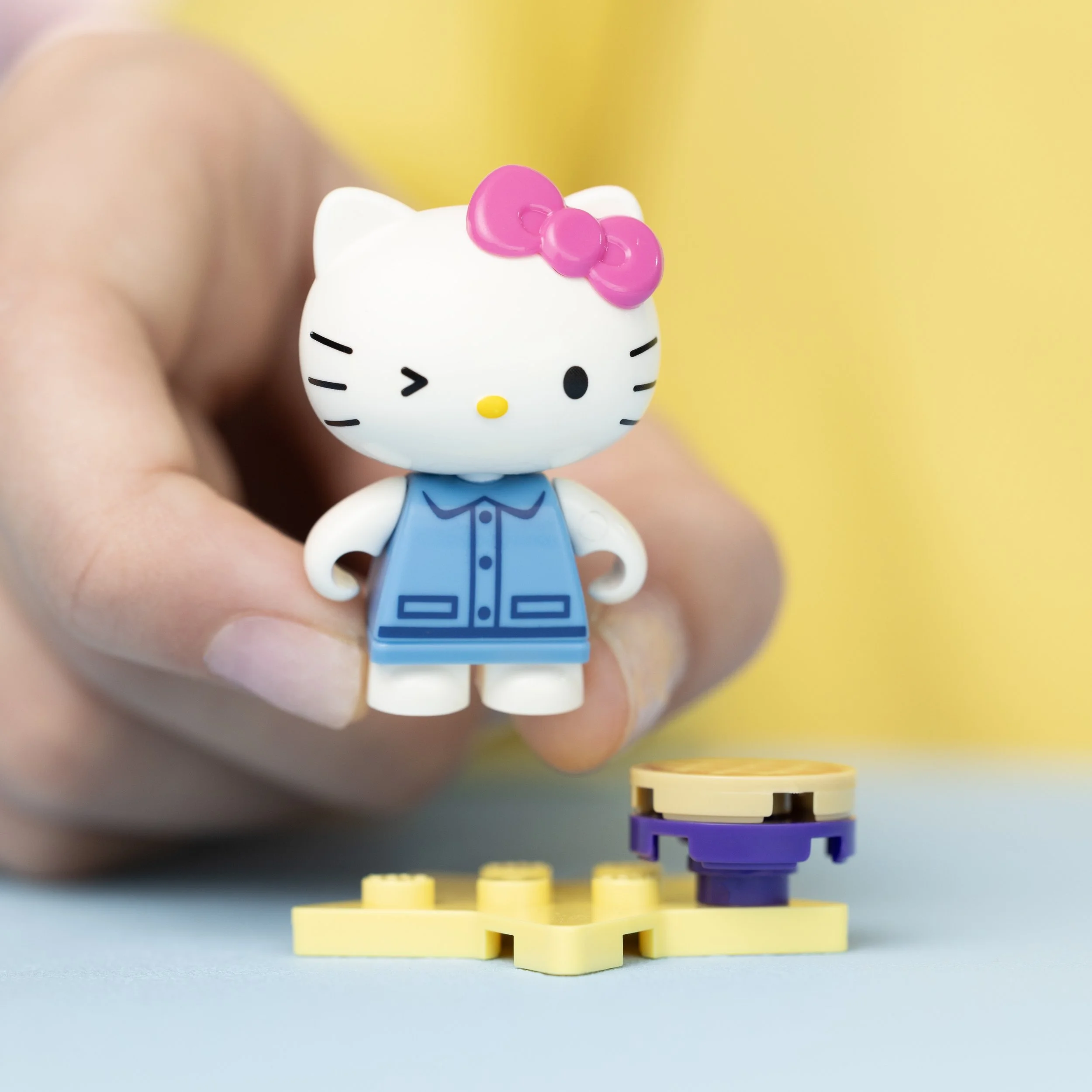 HK Figure Kitty Close Up 1x1.jpg
