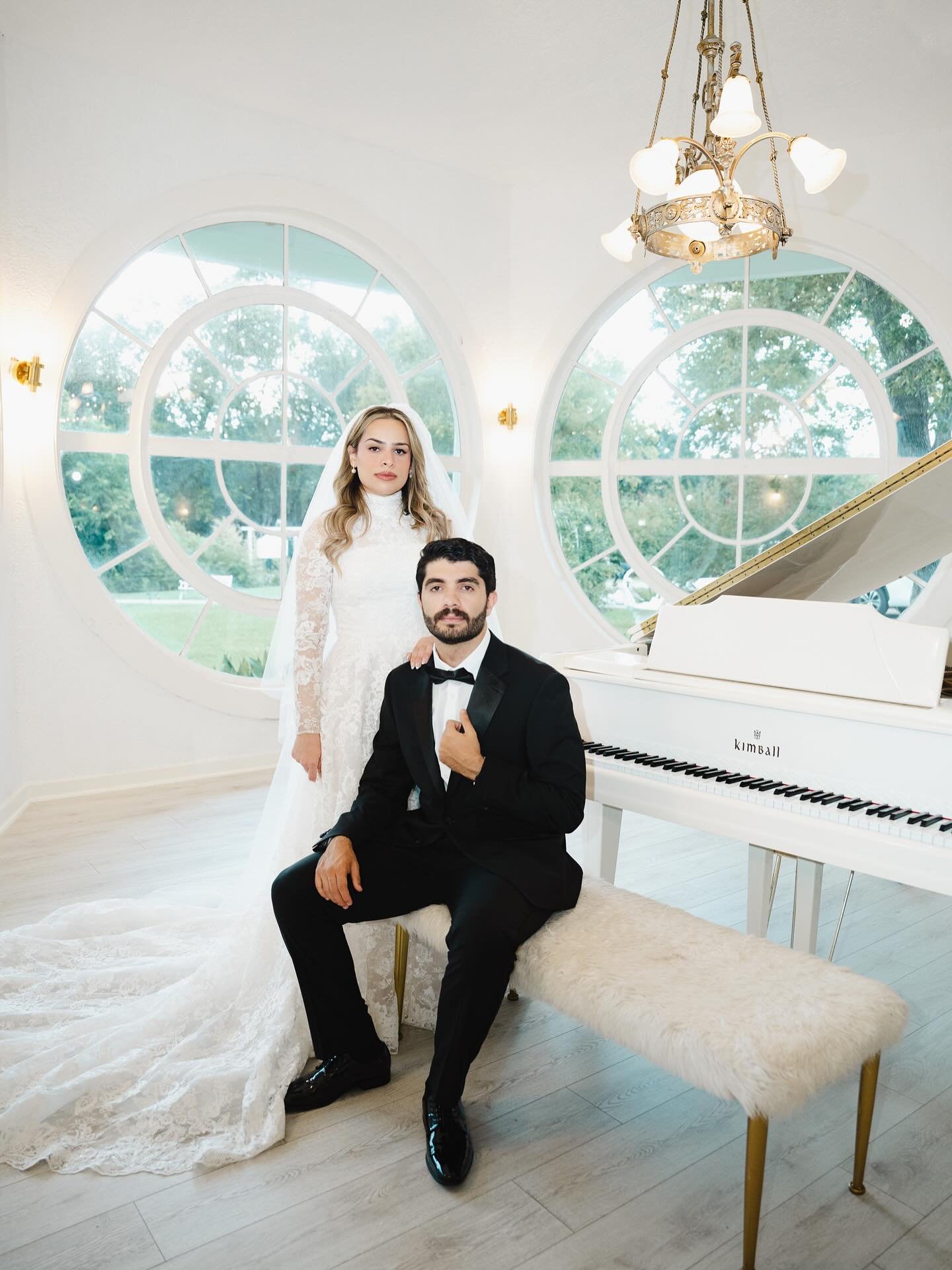 M & A’s wedding was a vision of refined romance 🤍✨ Our venue’s blend of vintage charm and modern elegance provided the perfect canvas for their celebration. Soft tones of white and sage green, paired with flowing drapery, created a s