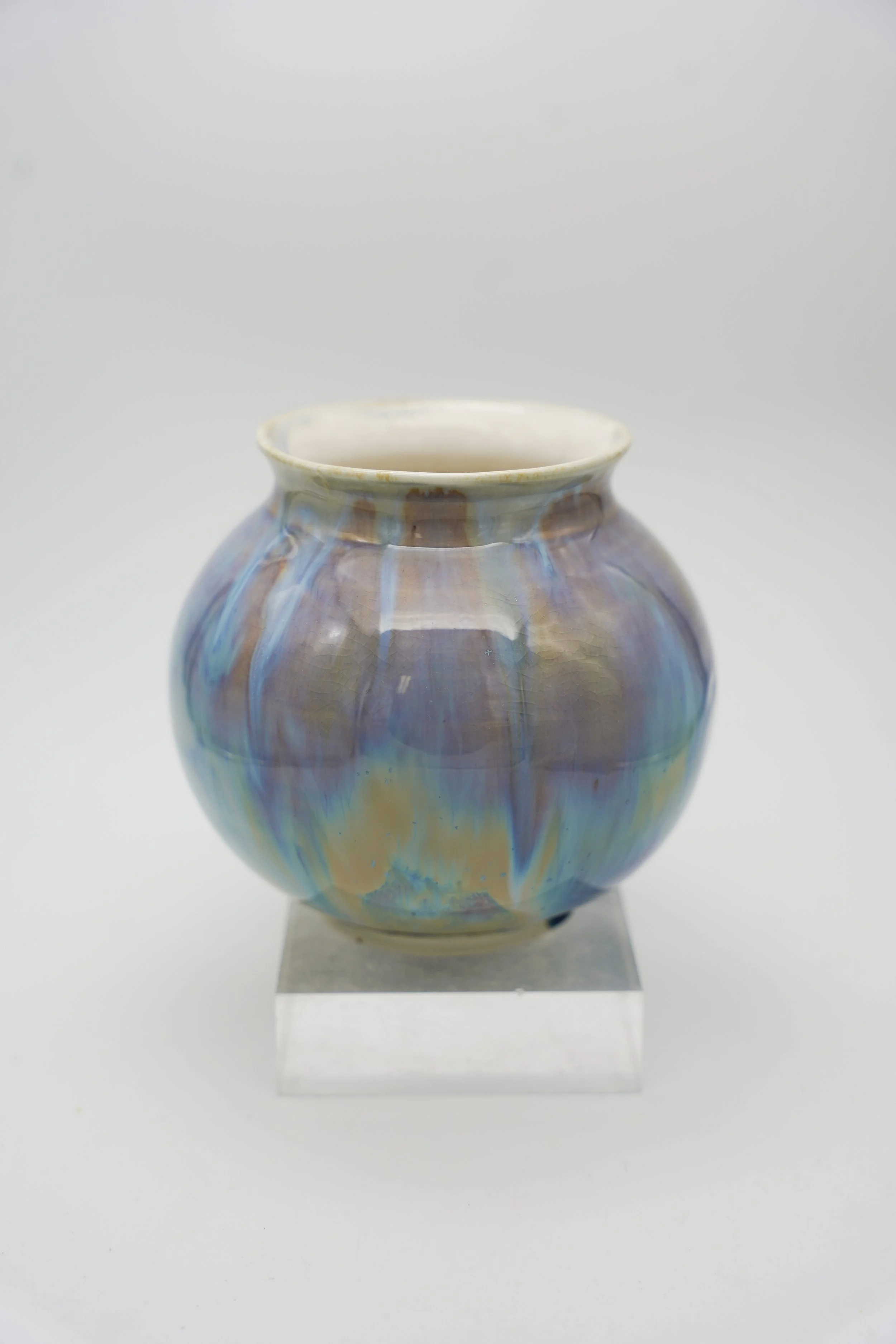 Small Vase in Violet Surprise