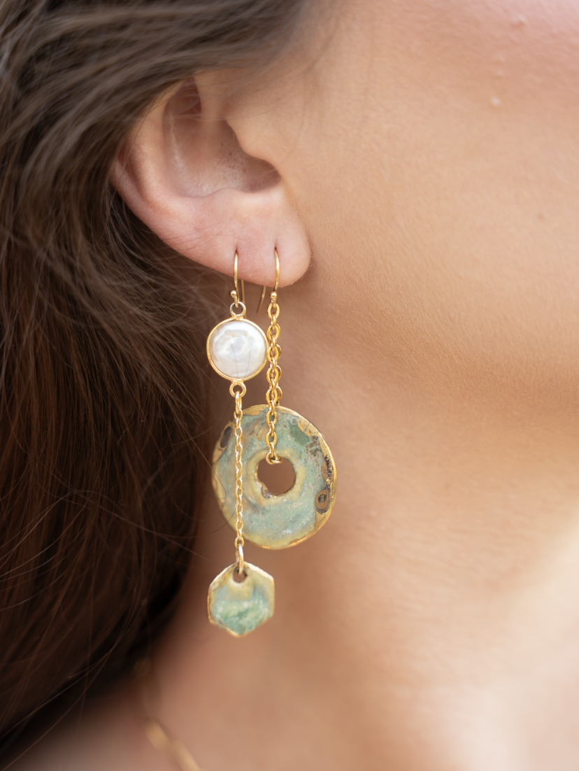 Spring Green Disk Dangle Earring