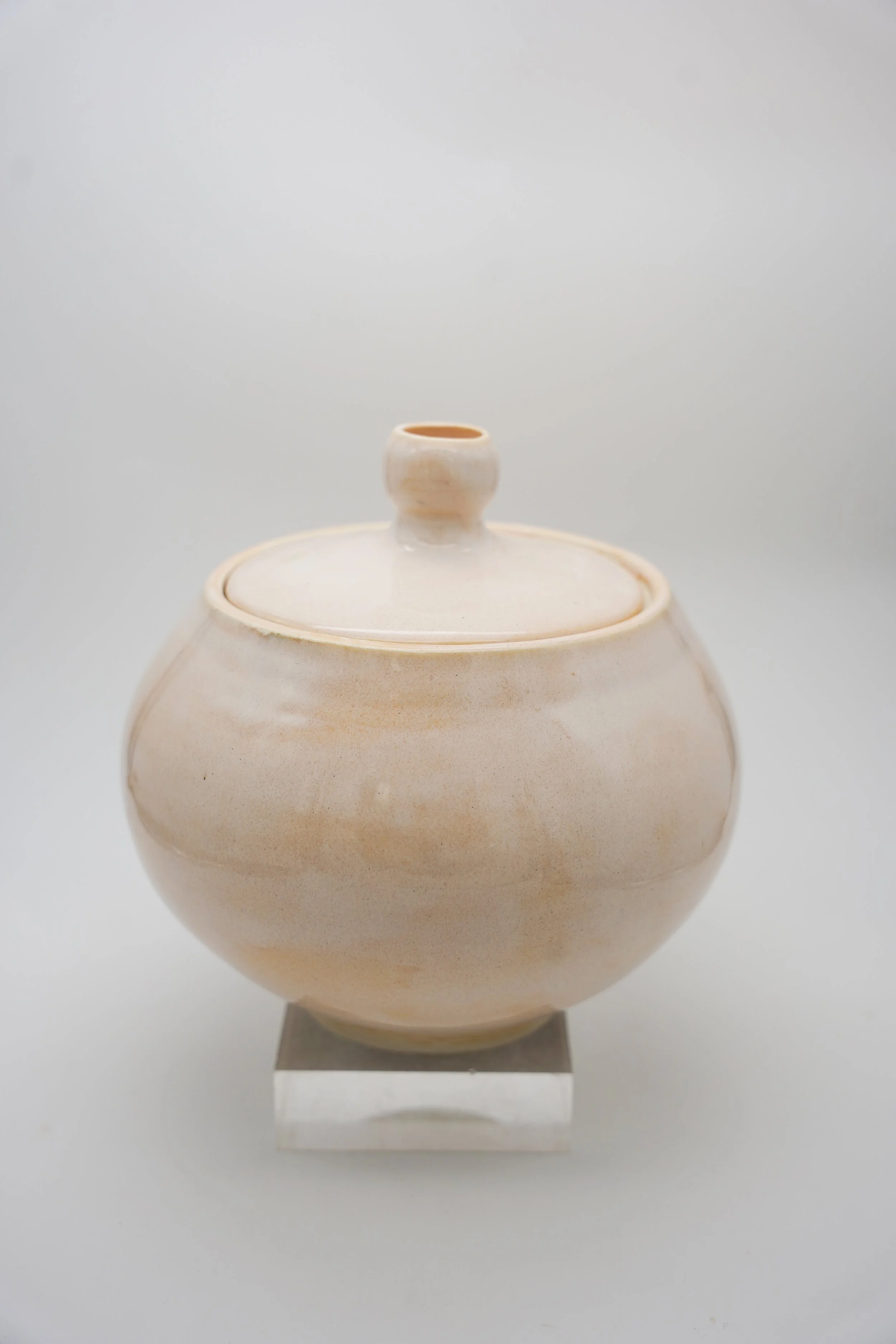 Large Round Jar in Blush Pink