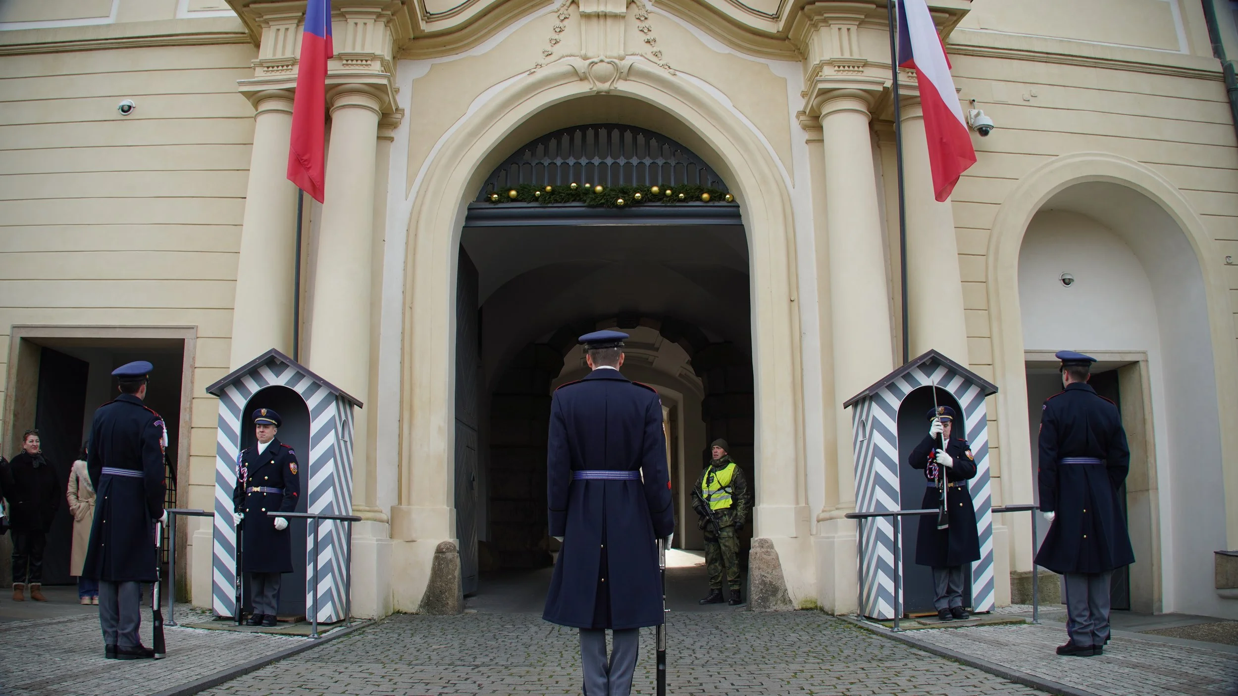 Prague Castle Gurads Daily Change
