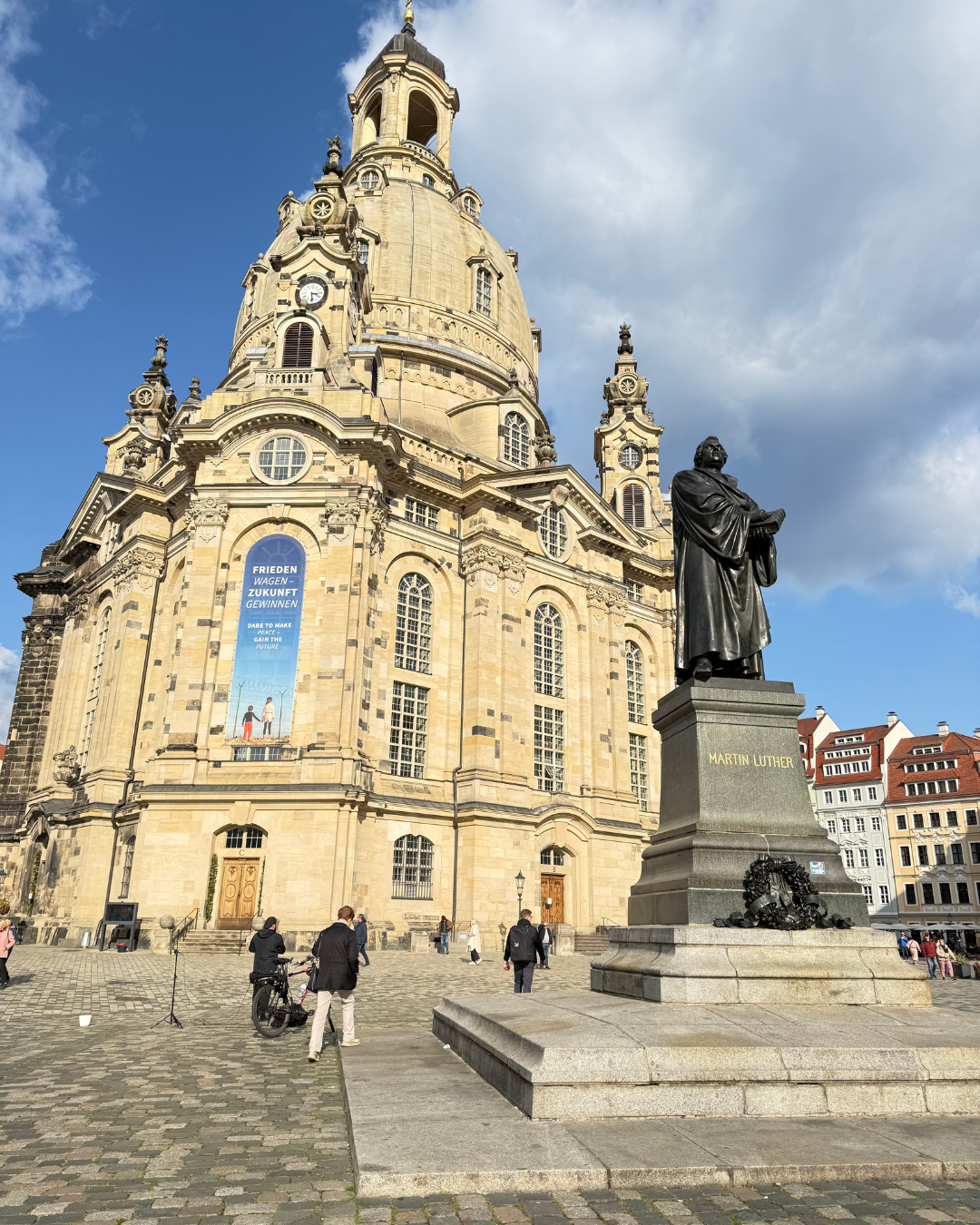 Frauenkirche and Martin Luther statue