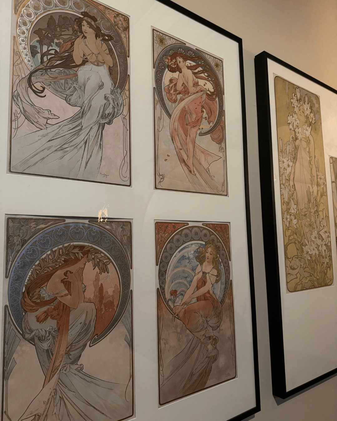 Alfons Mucha posters