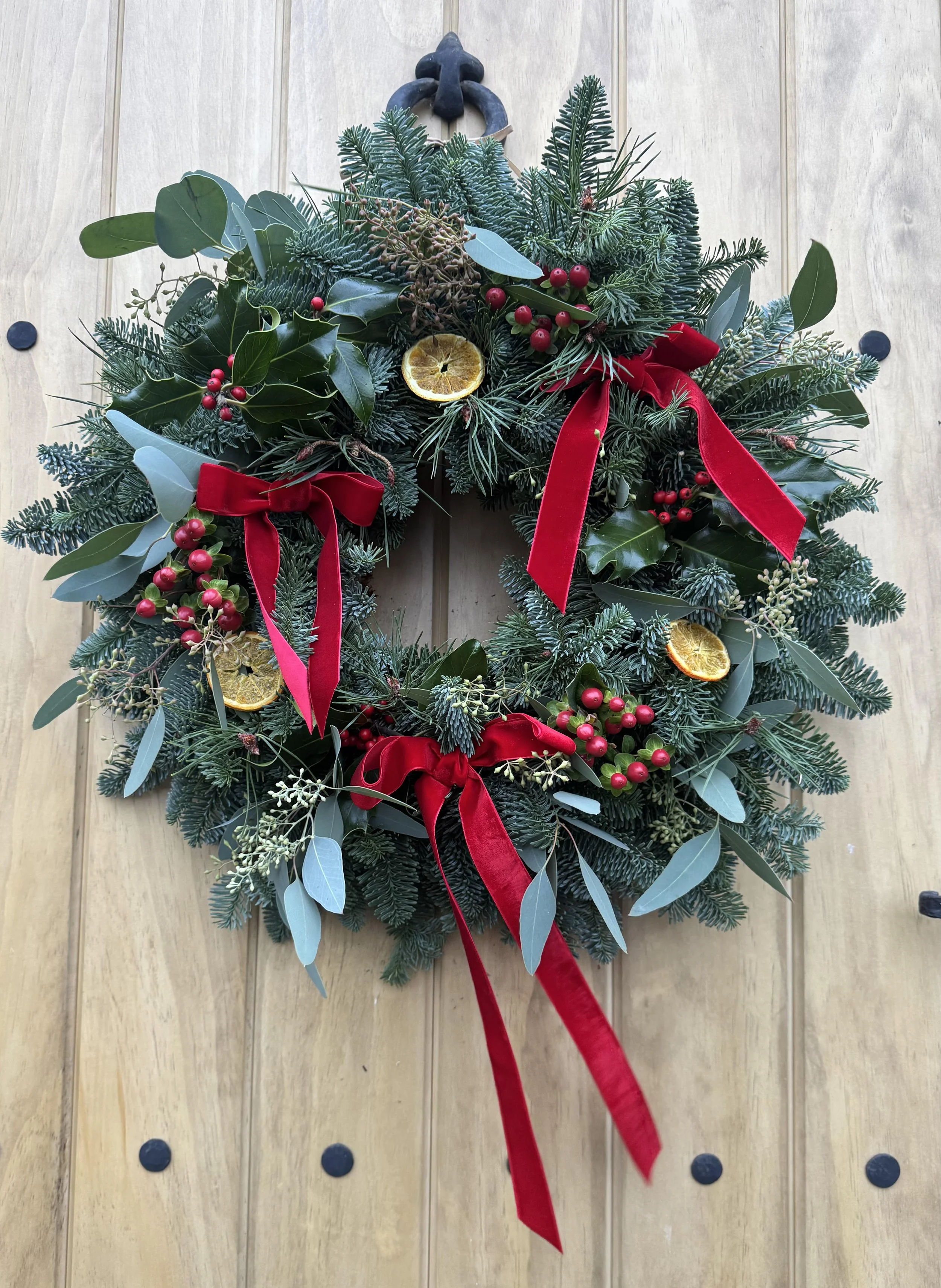 festive bow traditional.jpg