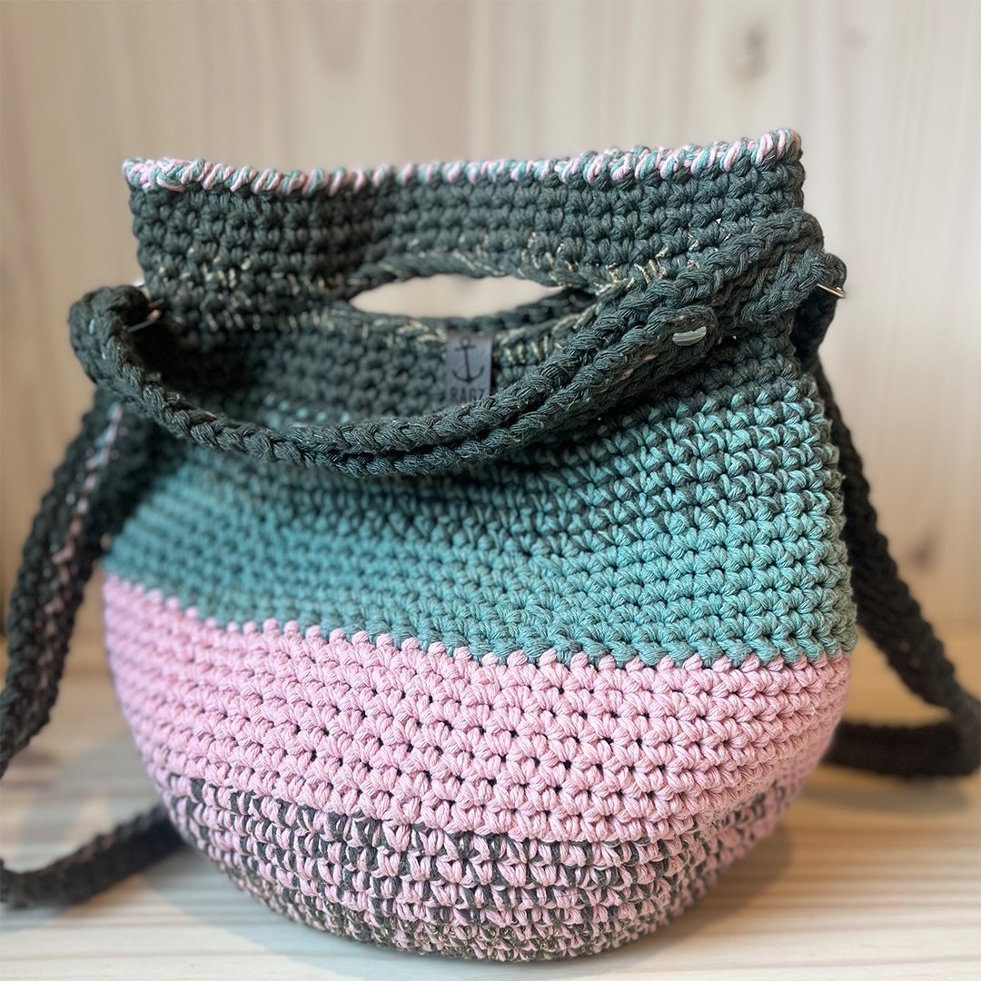 BucketTote-Back2_OgdenGreen.jpg