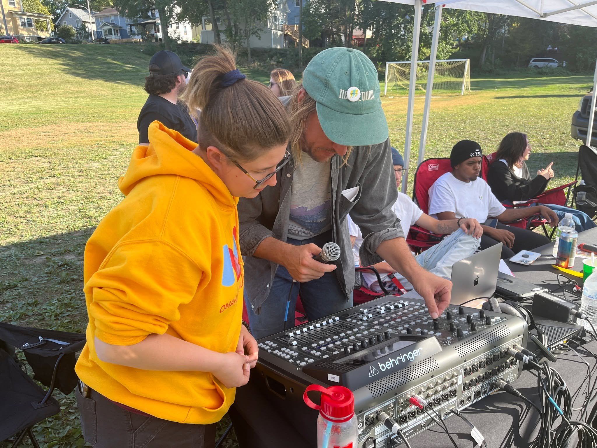 Massive congratulations to our Production Manager, @jimbwardschroeden for winning a @oeaawards for Outstanding Live Sound Engineer! 🏆🎉