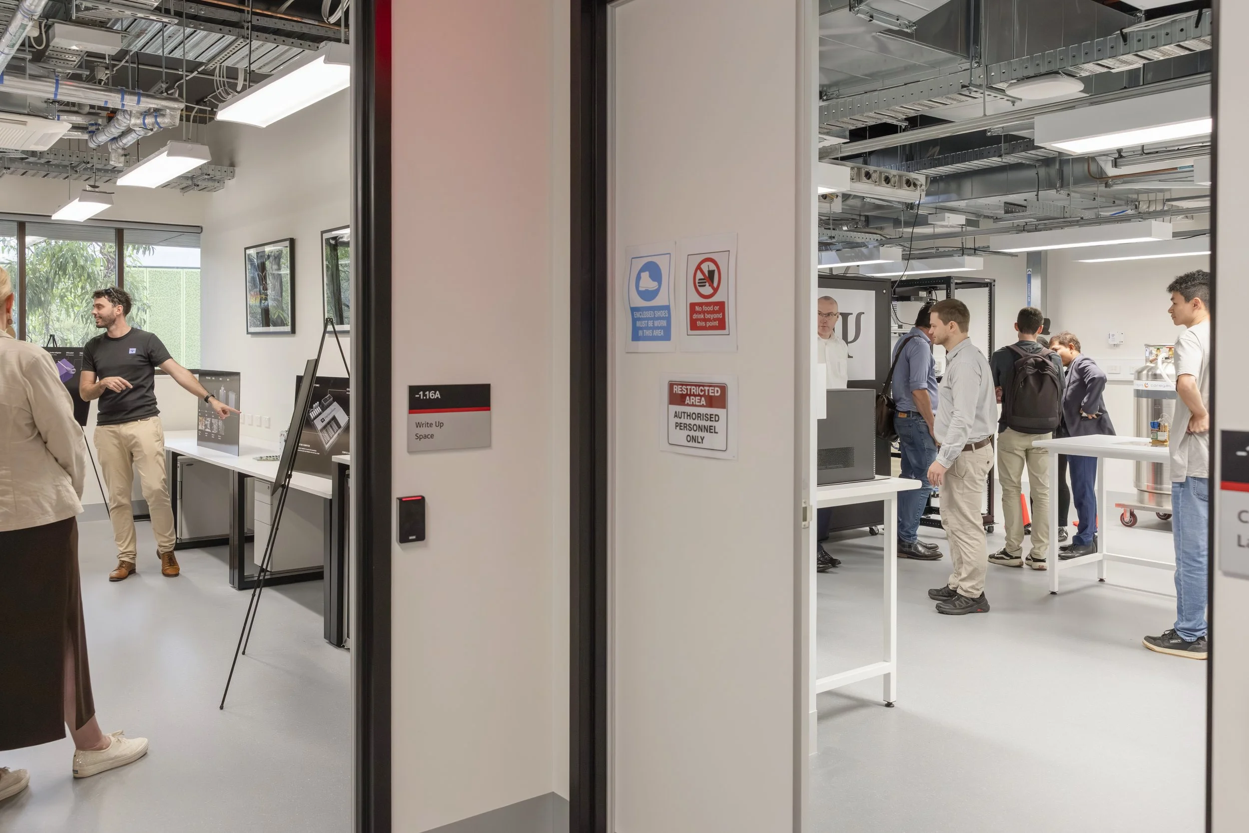 PsiQuantum - Griffith Uni Lab Opening 12.jpg