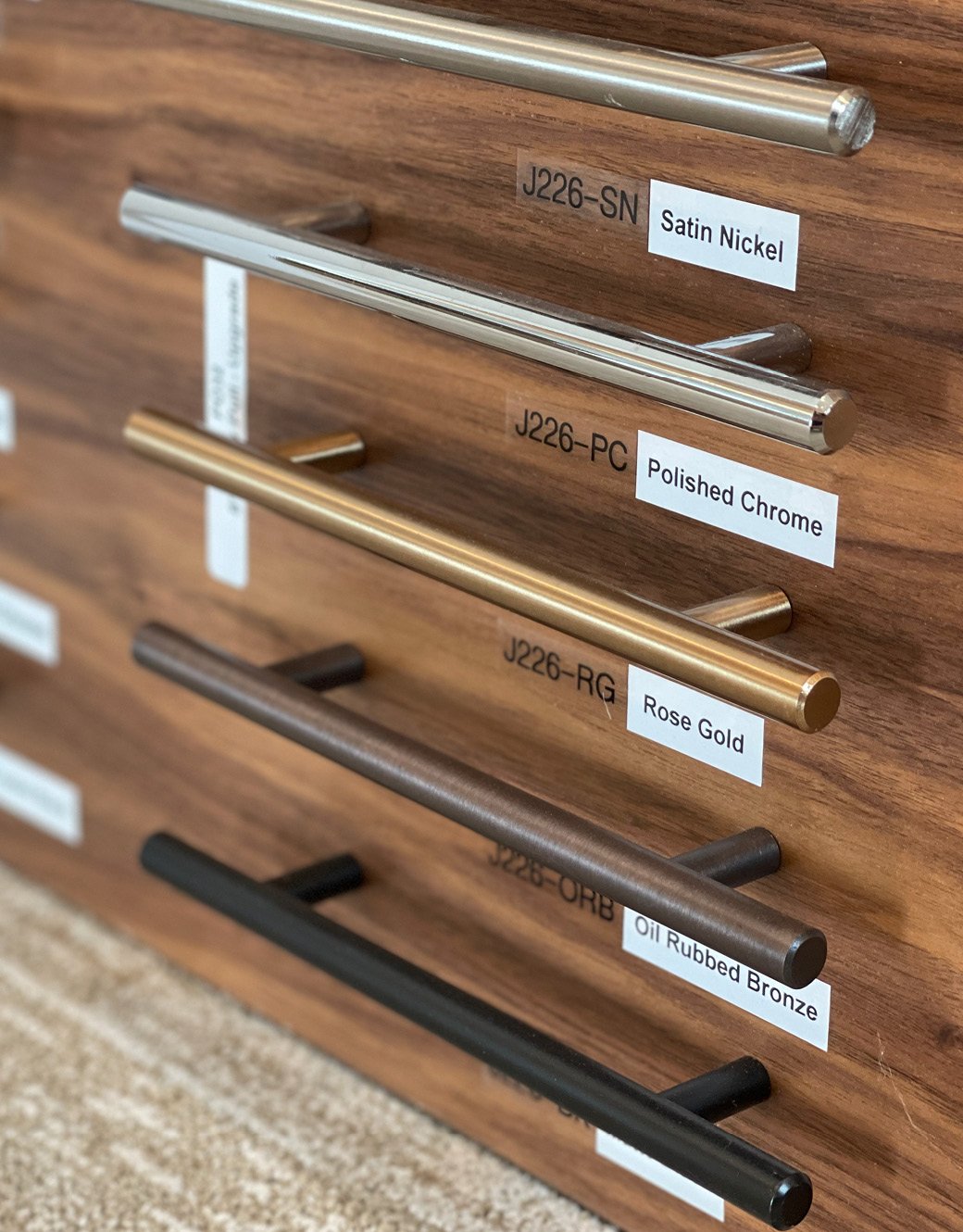 Various cabinet handles to personalize your new Bright home