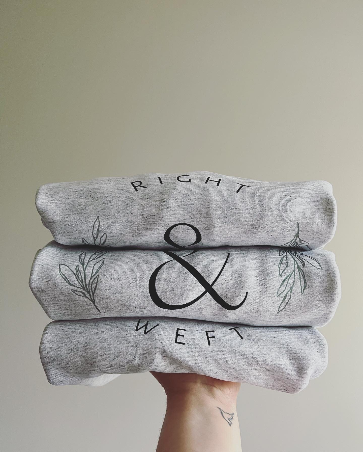 I can&rsquo;t believe I never posted these! Check out these beautiful crewnecks I made for my friend Anna @rightandweft. Her logo is so pretty and delicate! I just saw Anna at a market and she is always wearing her branded apparel - clever marketing 