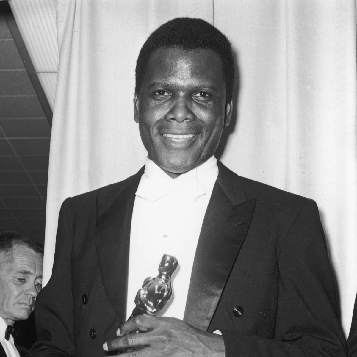 Episode 284: Remembering Poitier &amp; Bogdanovich