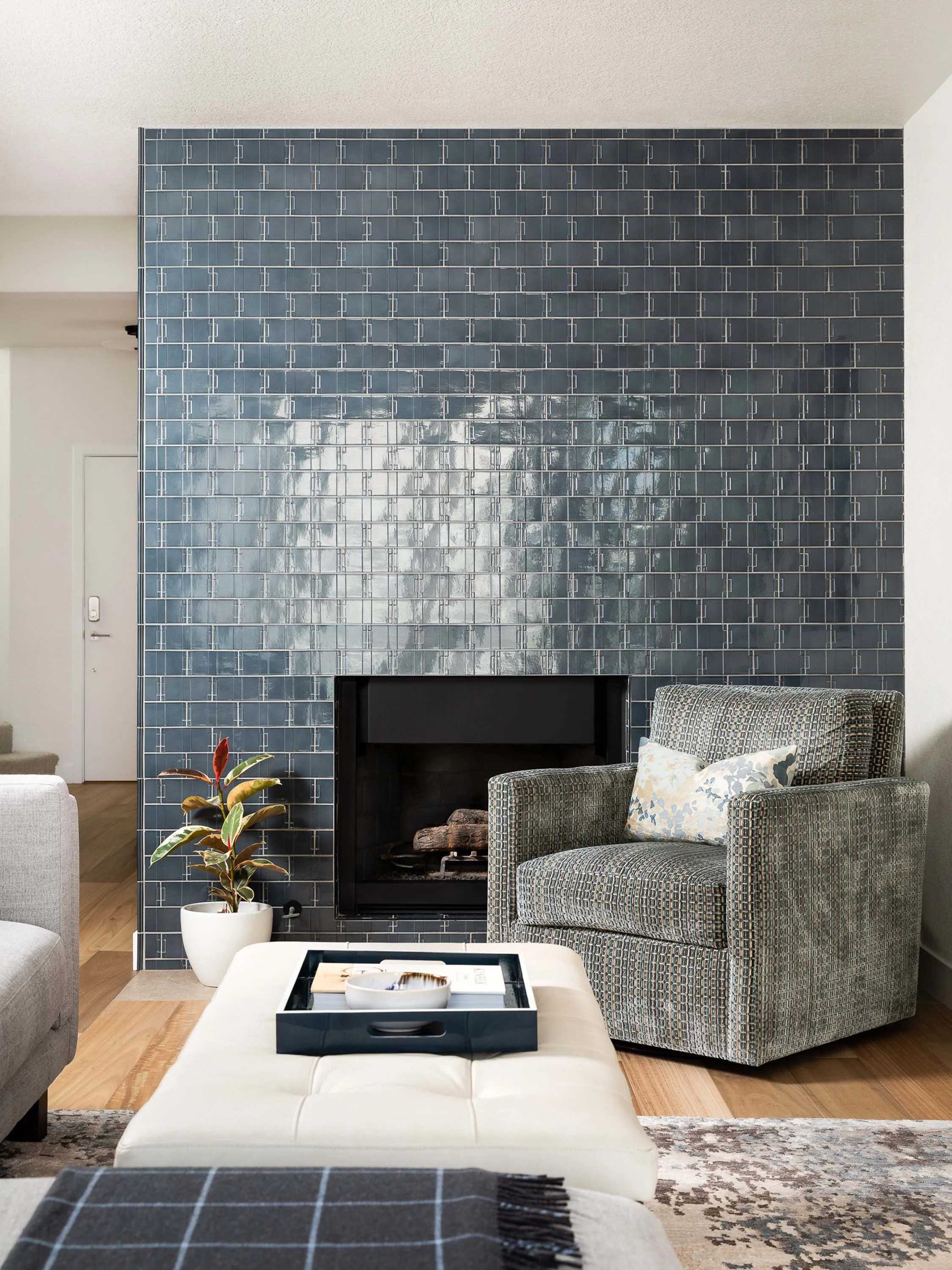 Interior Designer Revival Flat Orange County CA 07.jpg