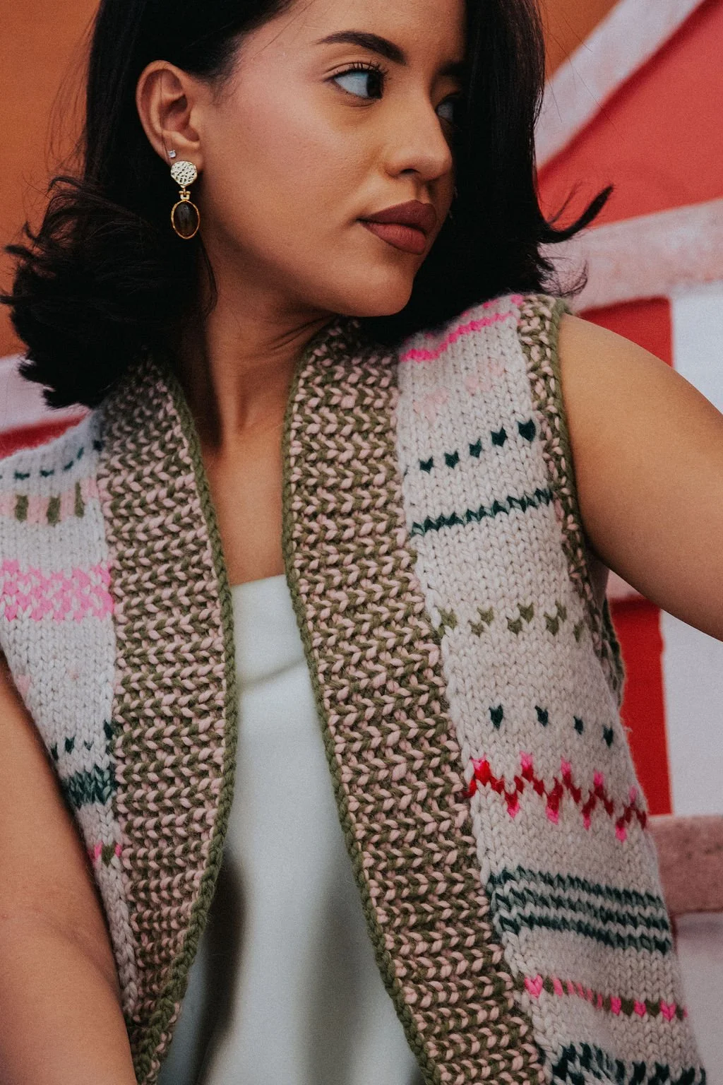 Quito Sleeveless Cardigan Tulips