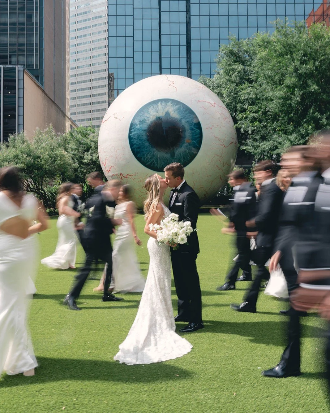 Moments like this ✨

Planning &amp; Design - @weddingsbystardust
Bakery - @fancycakesbylauren
Beauty - @the_styling_stewardess
Ceremony Music - @europeanensemblestrings
Florist - @grodesigns
Music - @intensitybands, @leforcedj, @joshgoode
Photography