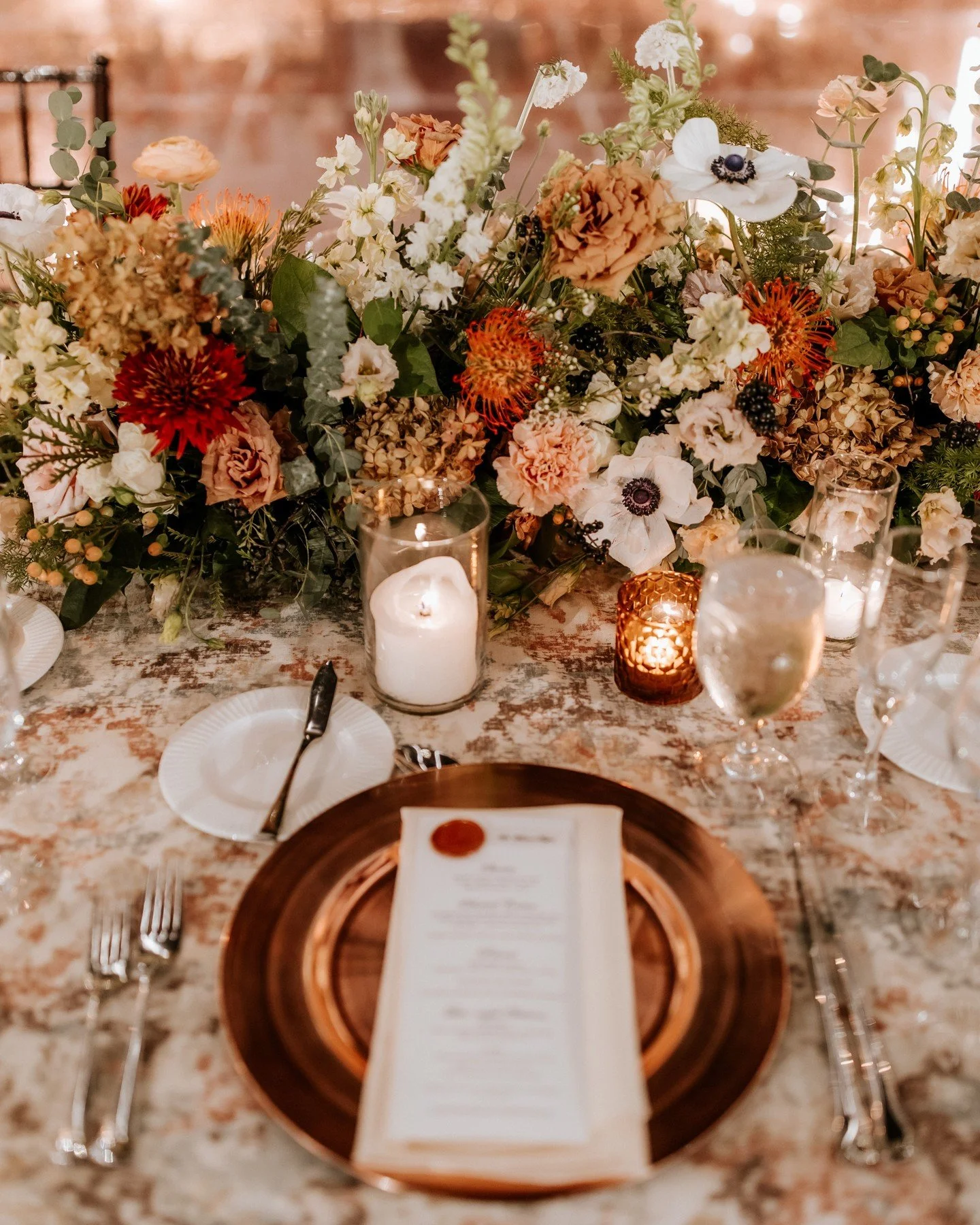 Feeling all the fall vibes 🍂

Planning &amp; Design - @weddingsbystardust
Bakery - @fancycakesbylauren, @emporiumpies
Beauty - @brite.beauty
Florist - @petals_couture
Gown - @stardustandlulusbridal
Music - @limelightdfw, @leforcedj, @domnagella
Phot