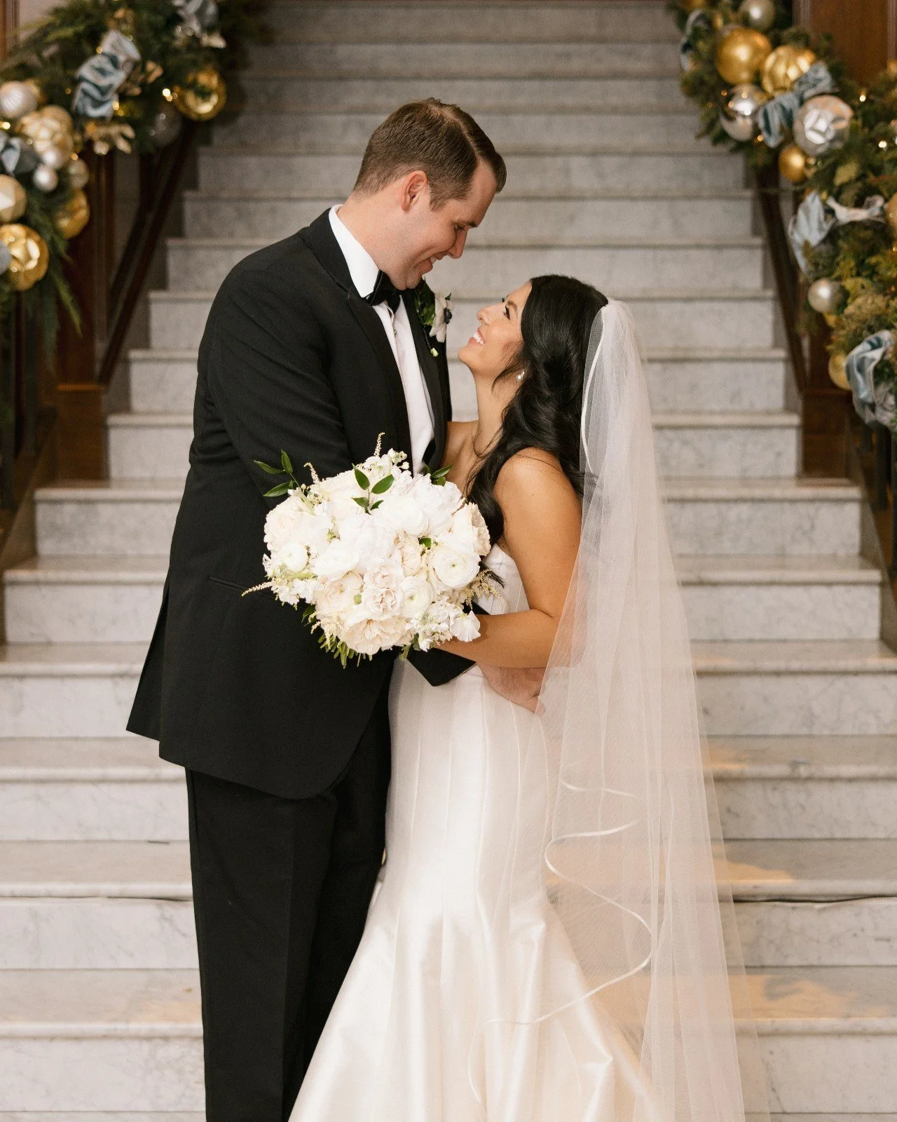 Happy first anniversary, K+K! We wish you many more years of absolute bliss ✨

Planning &amp; Design - @weddingsbystardust
Bakery - @fancycakesbylauren
Beauty - @beautyandtheblush, @jennathomasbeauty
Entertainment - @jordankahnorchestra, @leforcedj, 