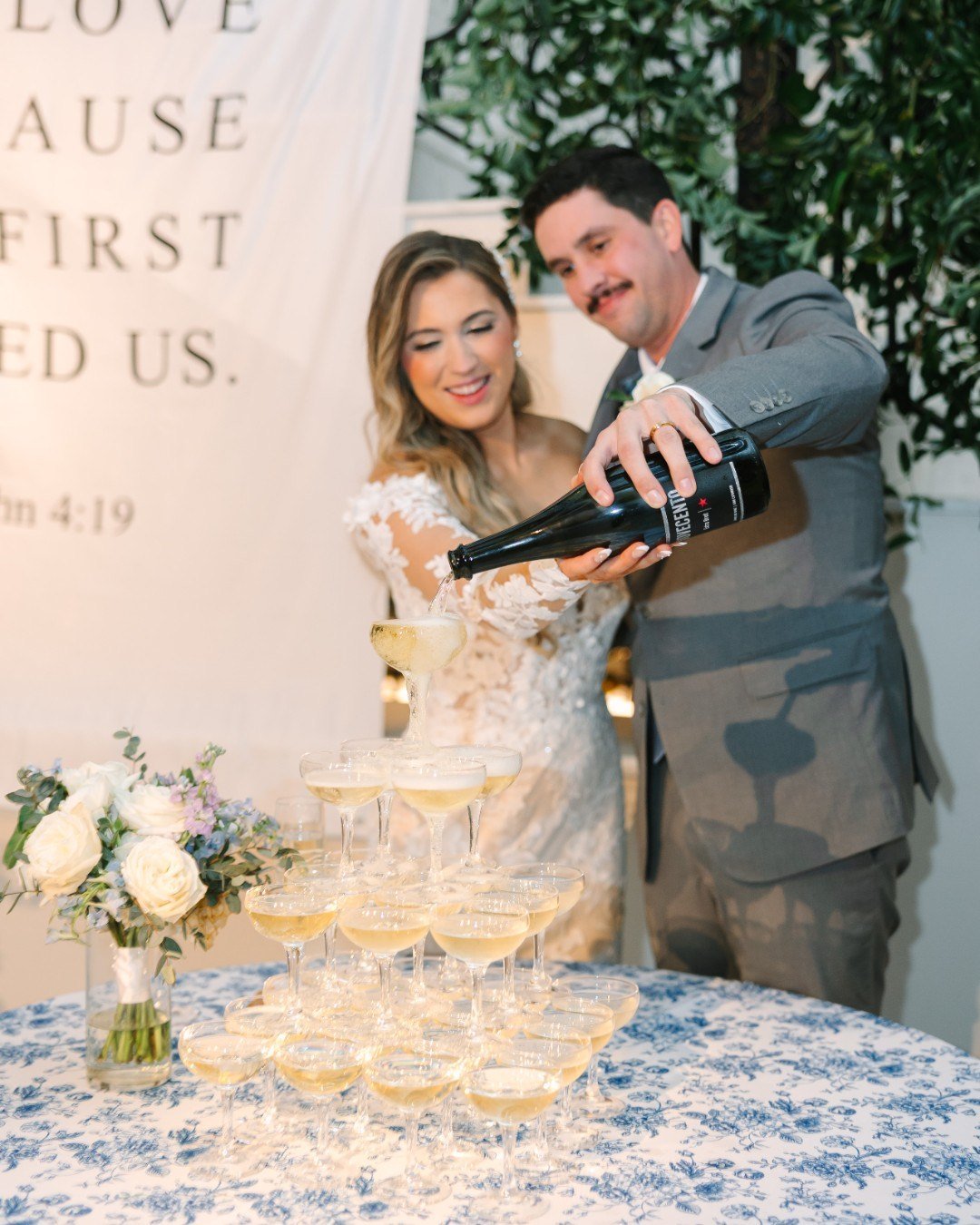 A champagne tower for a champagne lovin' bride 🥂

Planning &amp; Design - @weddingsbystardust
Acrylic Signage - @huskyhousedesignco
Bakery - @thelondonbaker
Bar - @coladainc 
Beauty - @the_styling_stewardess
Catering - @vestalscatering
Entertainment