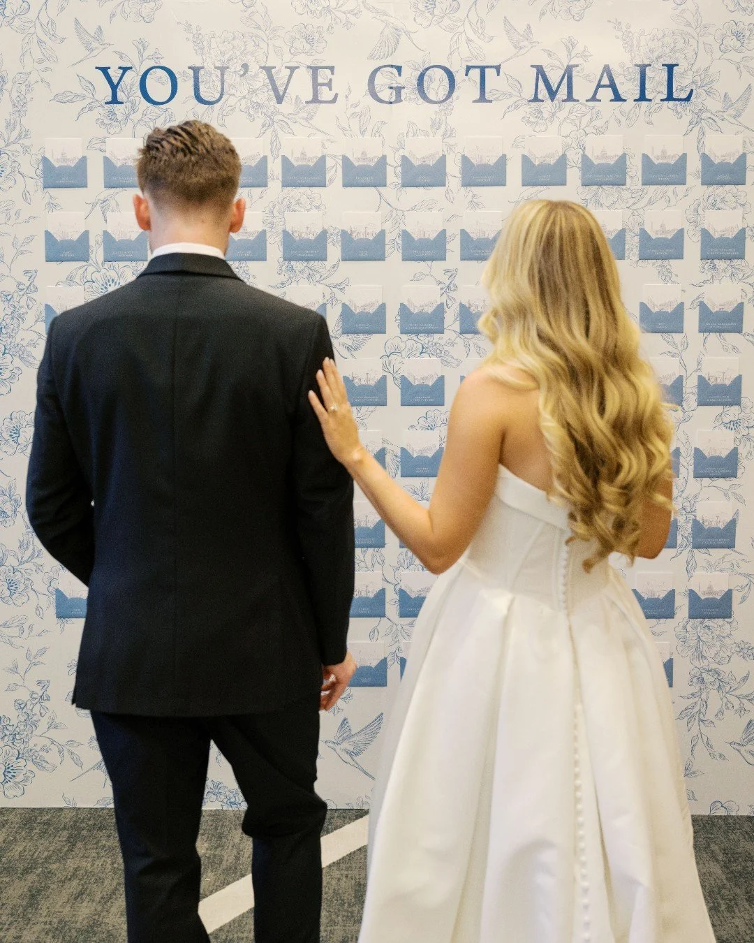 Creating an unforgettable guest experience was at the heart of K+B&rsquo;s celebration. In collaboration with a local artist, the bride curated a collection of illustrated postcards, each one capturing a place woven into their story, from their homet