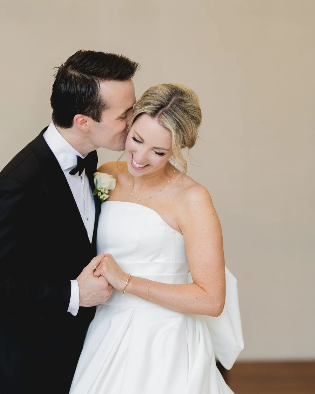 A year ago, we had the immense honor to plan the ultimate wedding weekend for A+J. Here's to a lifetime filled with love!

Planning &amp; Design - @weddingsbystardust
Bakery - @fancycakesbylauren
Beauty - @brite.beauty
Coffee Cart - @nightowlcoffeeca