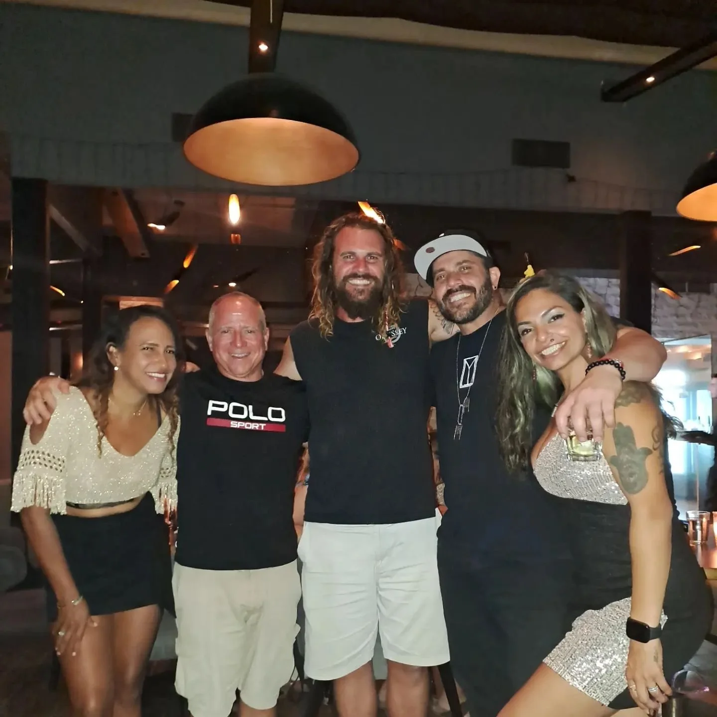 Drinks, shenanigans, and magic tricks from Marcos the wizard! 🪄✨️🎩

 @odysseysailingfestival so much fun doing so many different things. Can't wait for the next one 

#sailing #festival #odysseysailingfestival #party #magic #cards #davidblaine #Cap