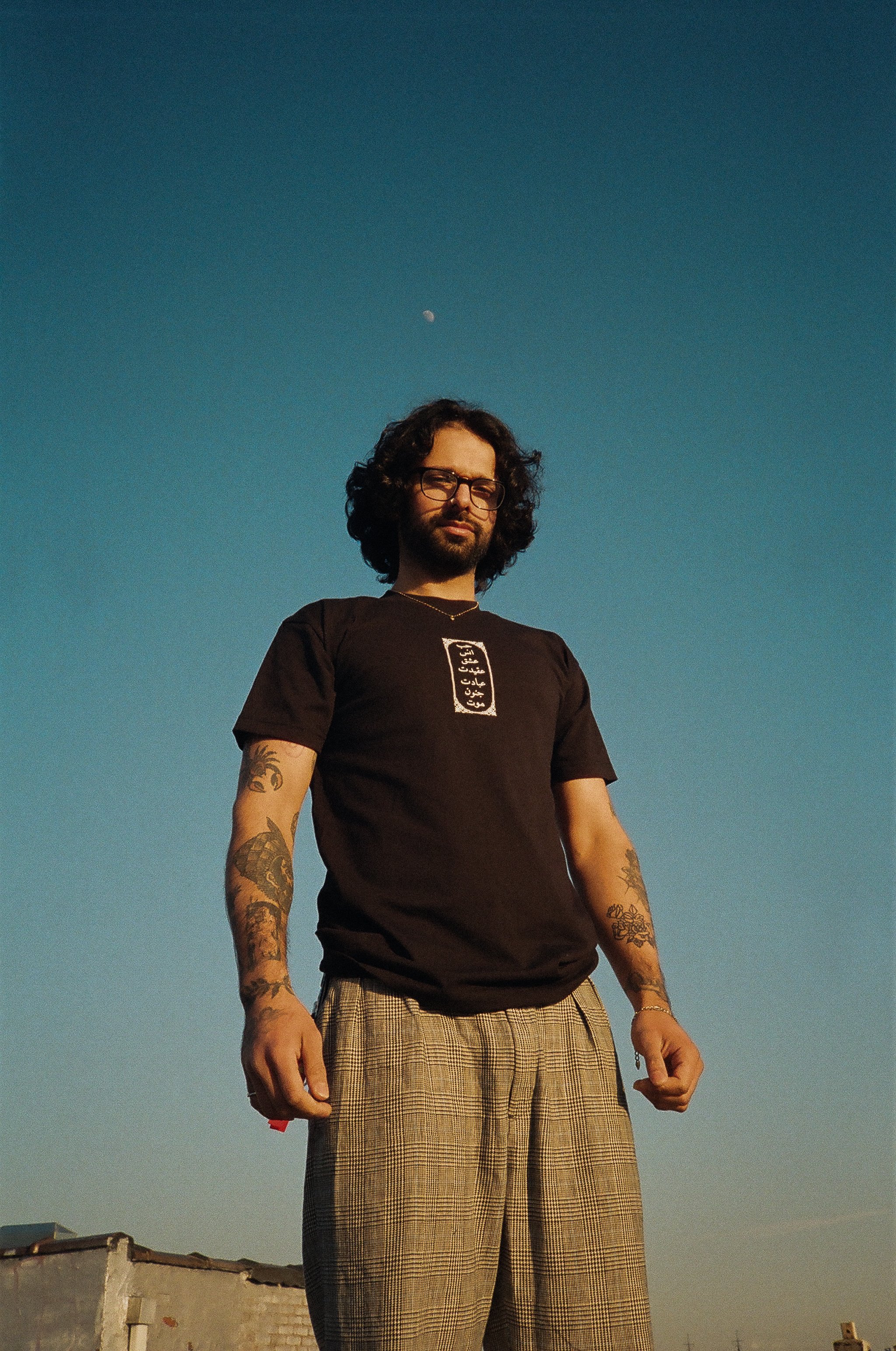 44980018-2.jpg