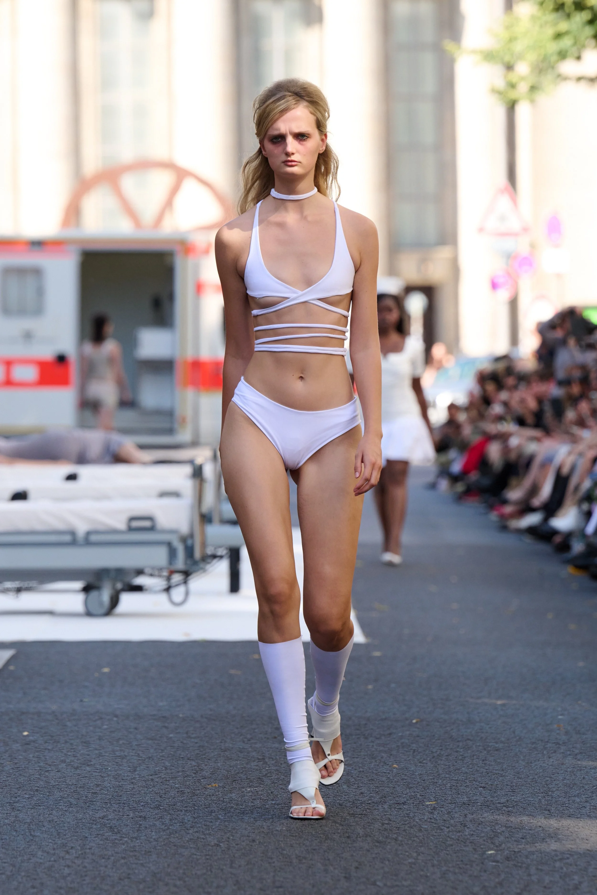 Platte x Clara Colette Miramon_SS26_Look007_by_ James Cochrane_for_BFW_PRESS.jpg